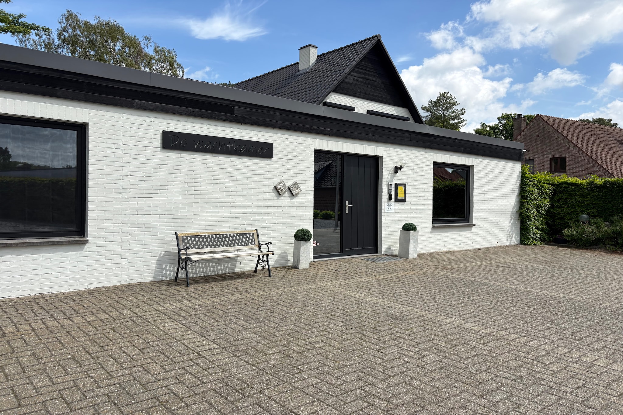 De Wachtkamer - Außenbereich Sommer