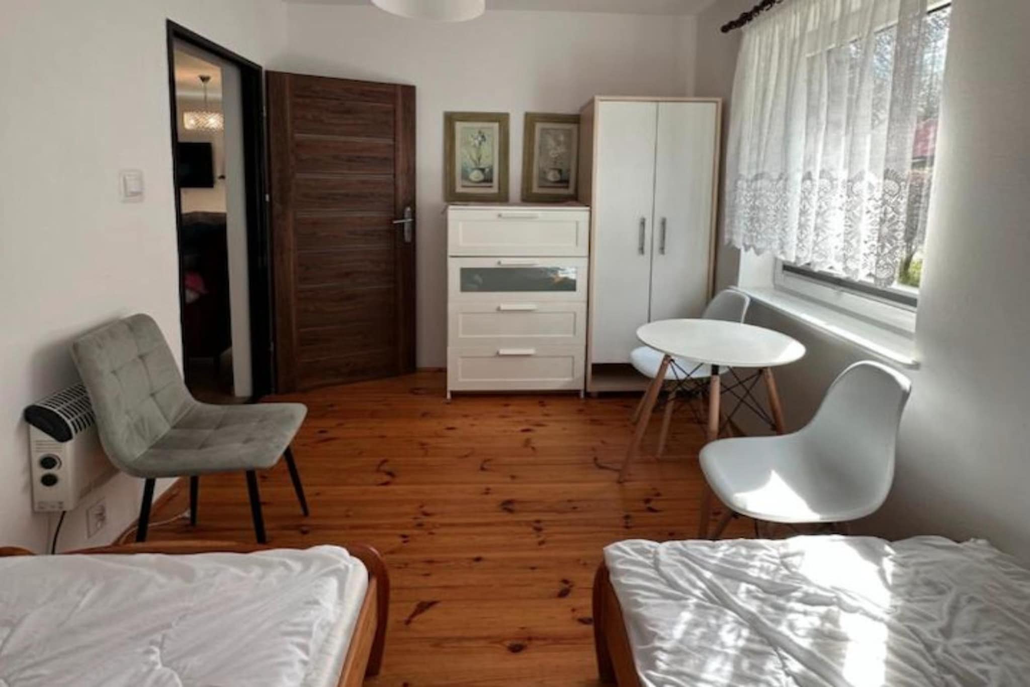 Bed Room