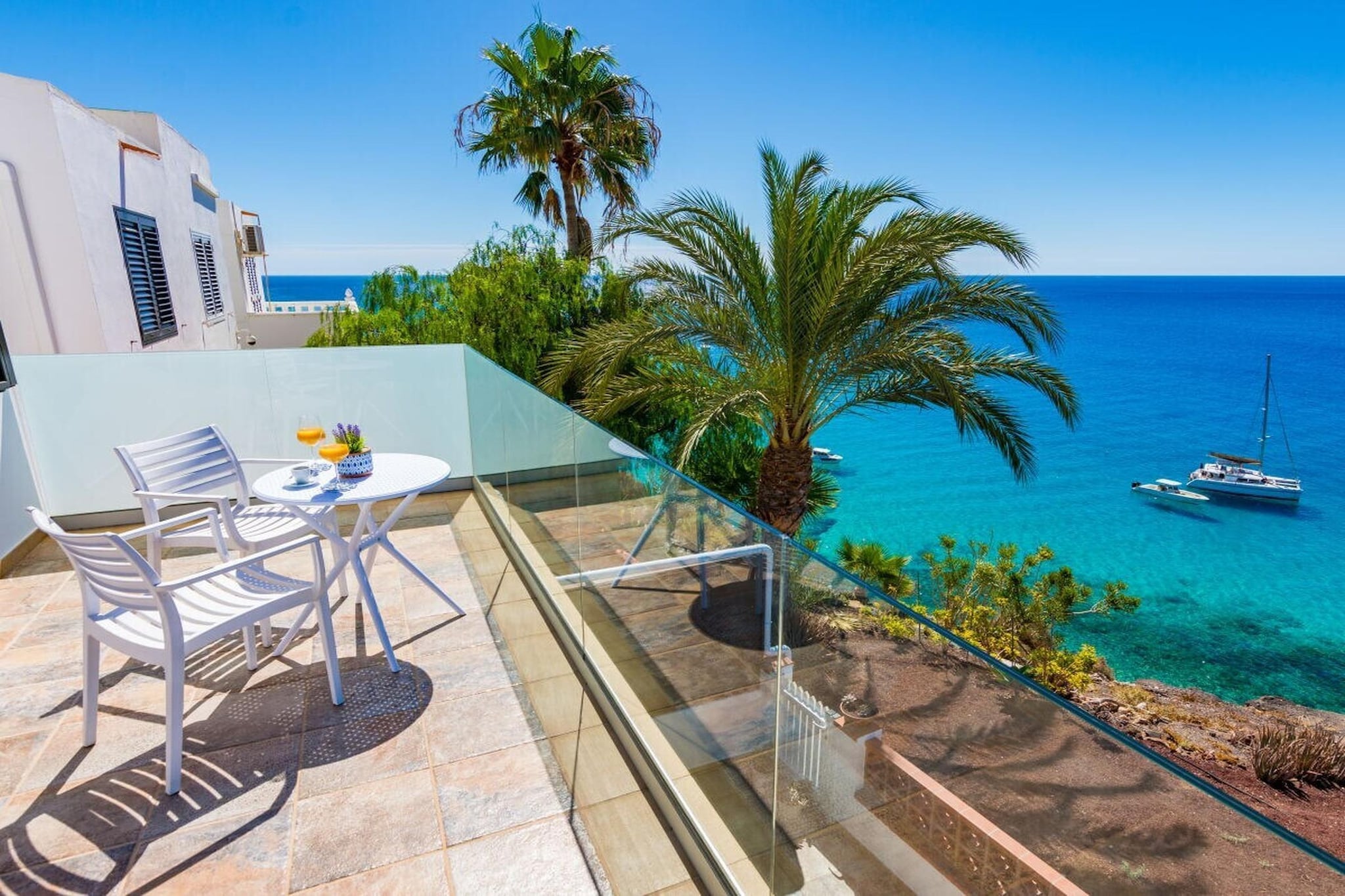 545068 - Terrace balcony