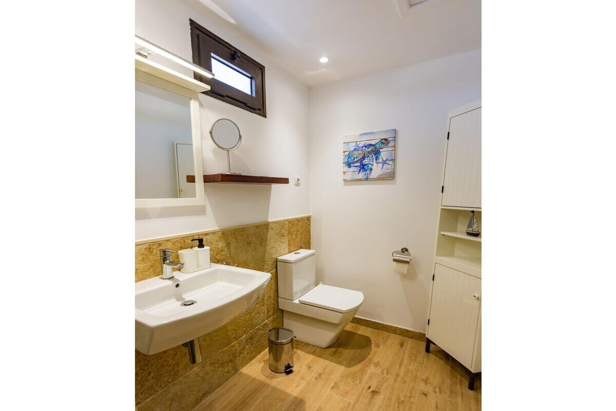 545068 - Bathroom