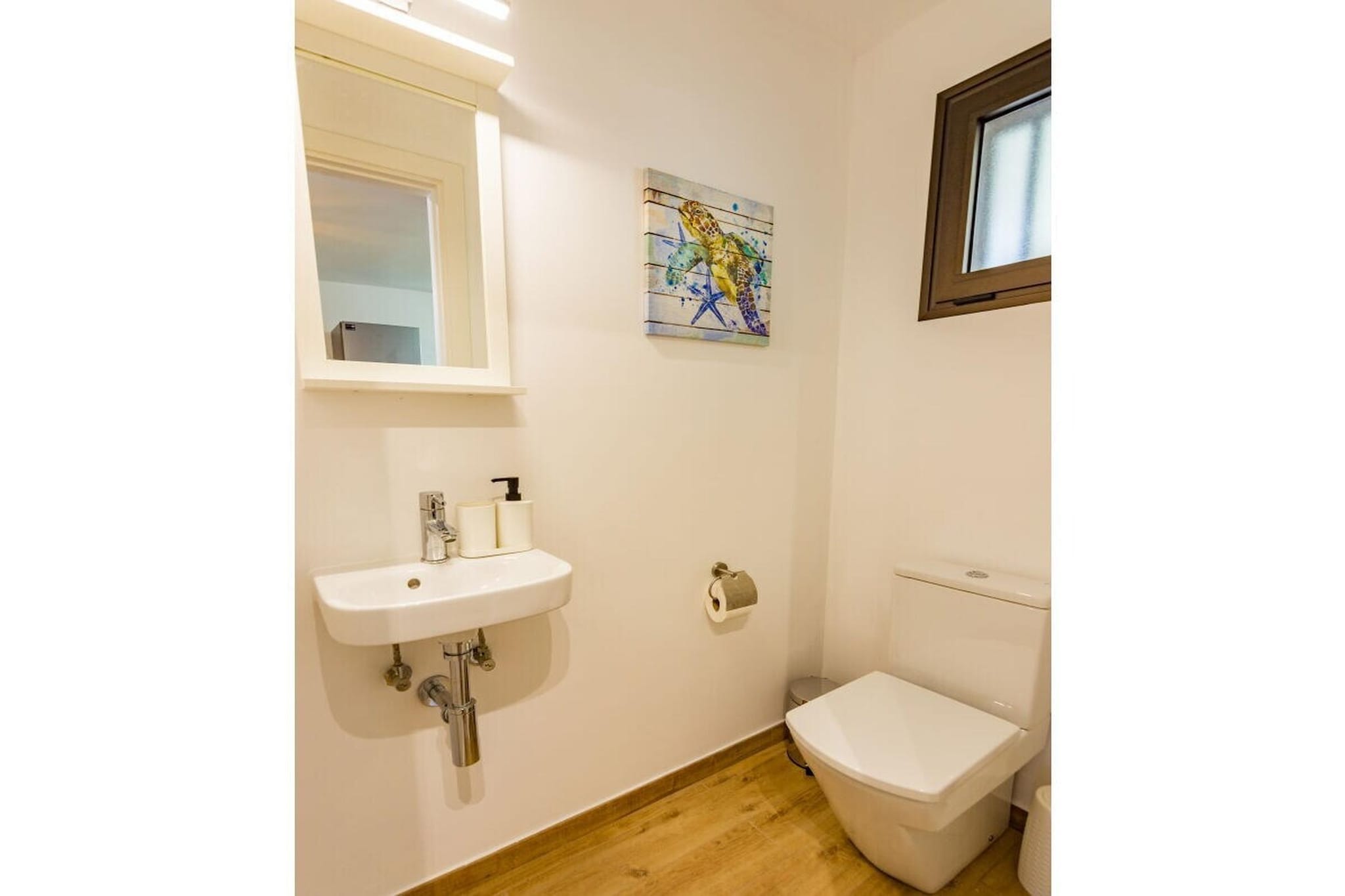 545068 - Bathroom