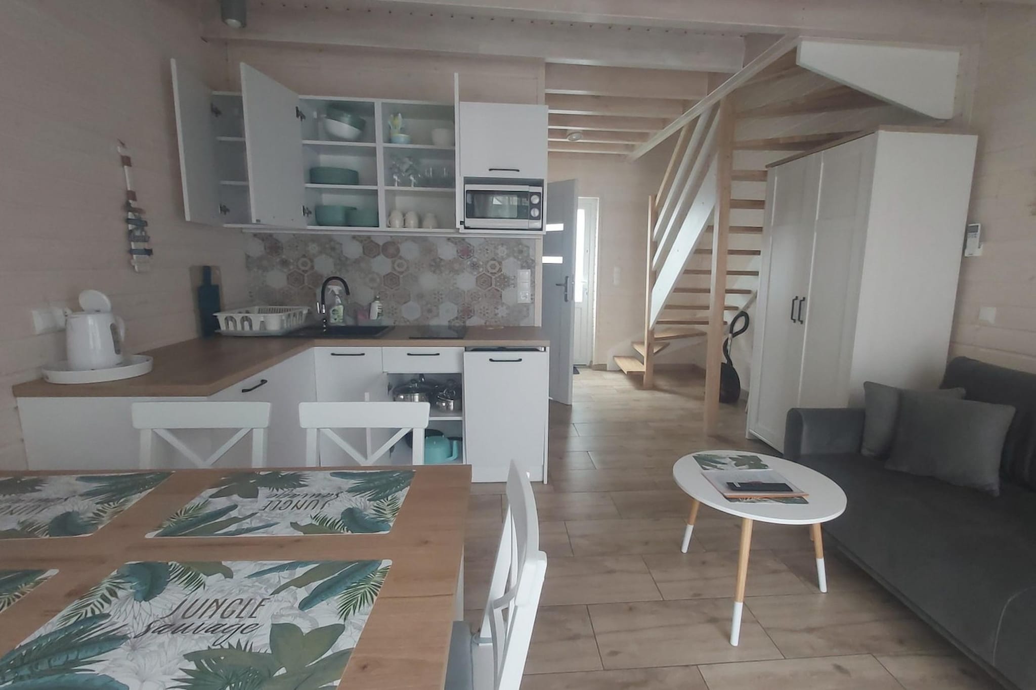 Pietrowe domy wakacyjne w Pobierowie dla max 2 osób - Dining room
