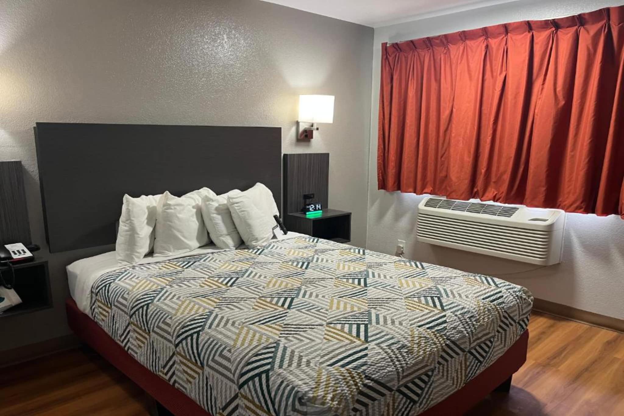 Bed Room