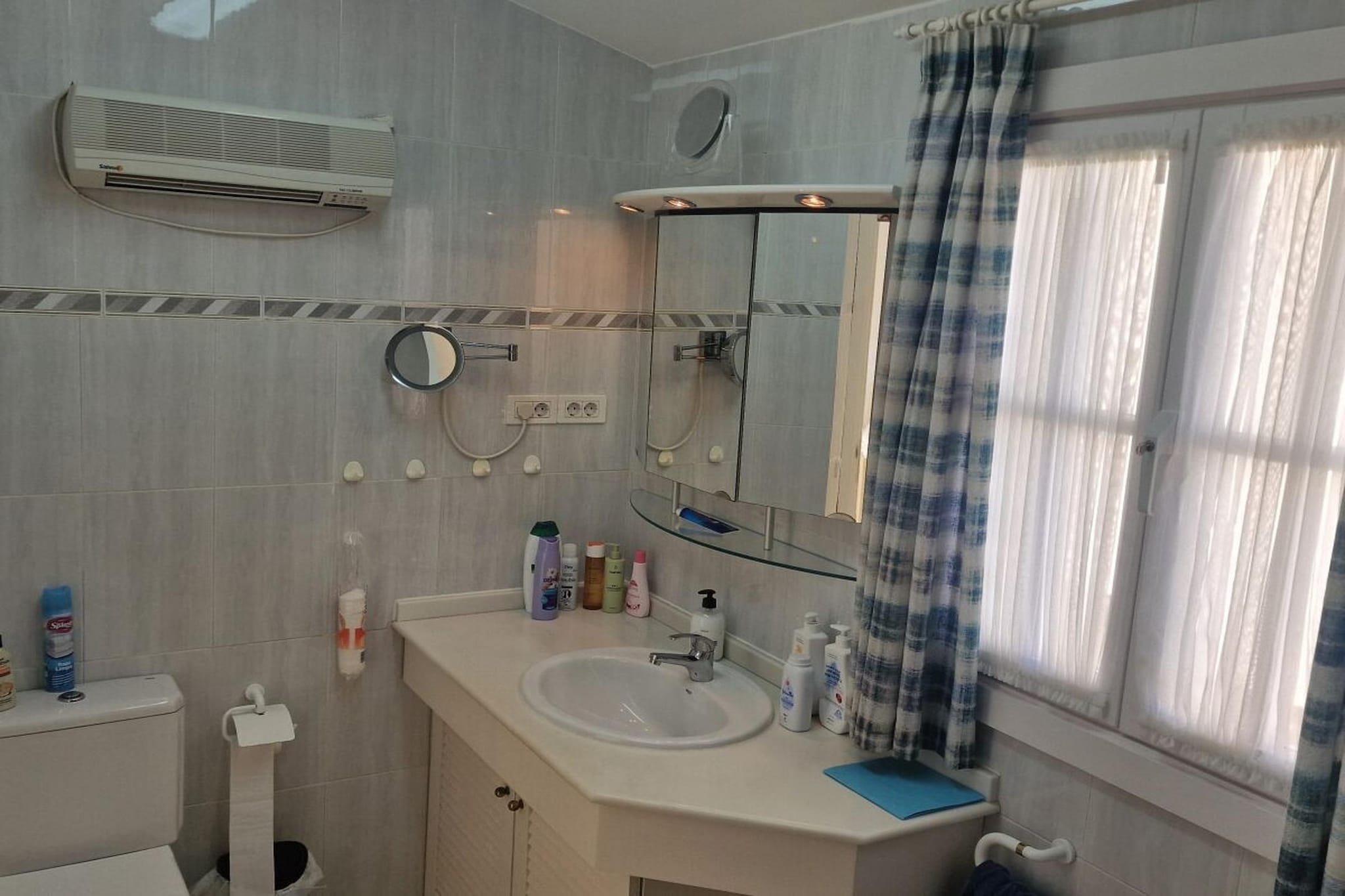 632628 - Badkamer