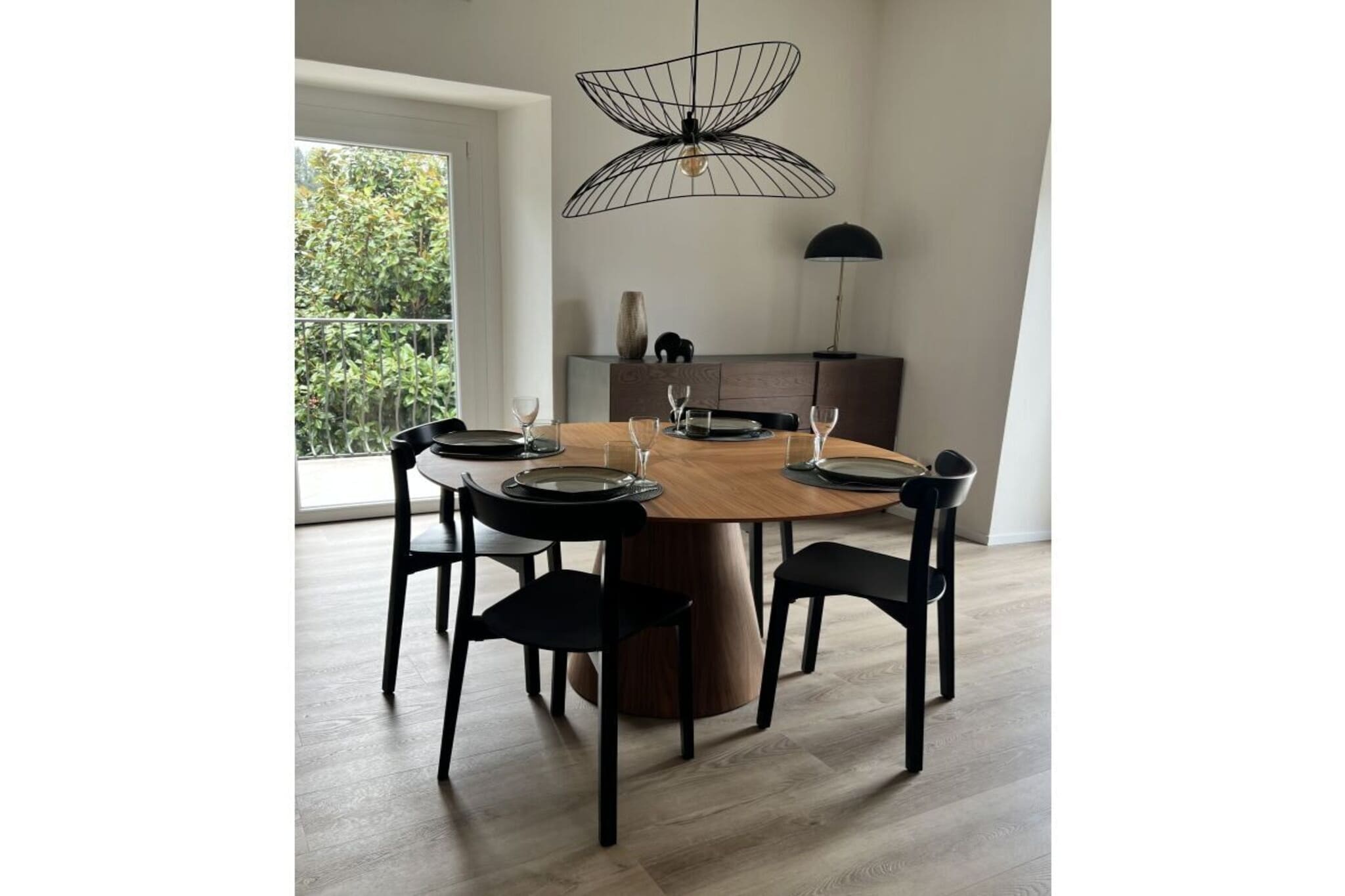 747359 - Eetkamer