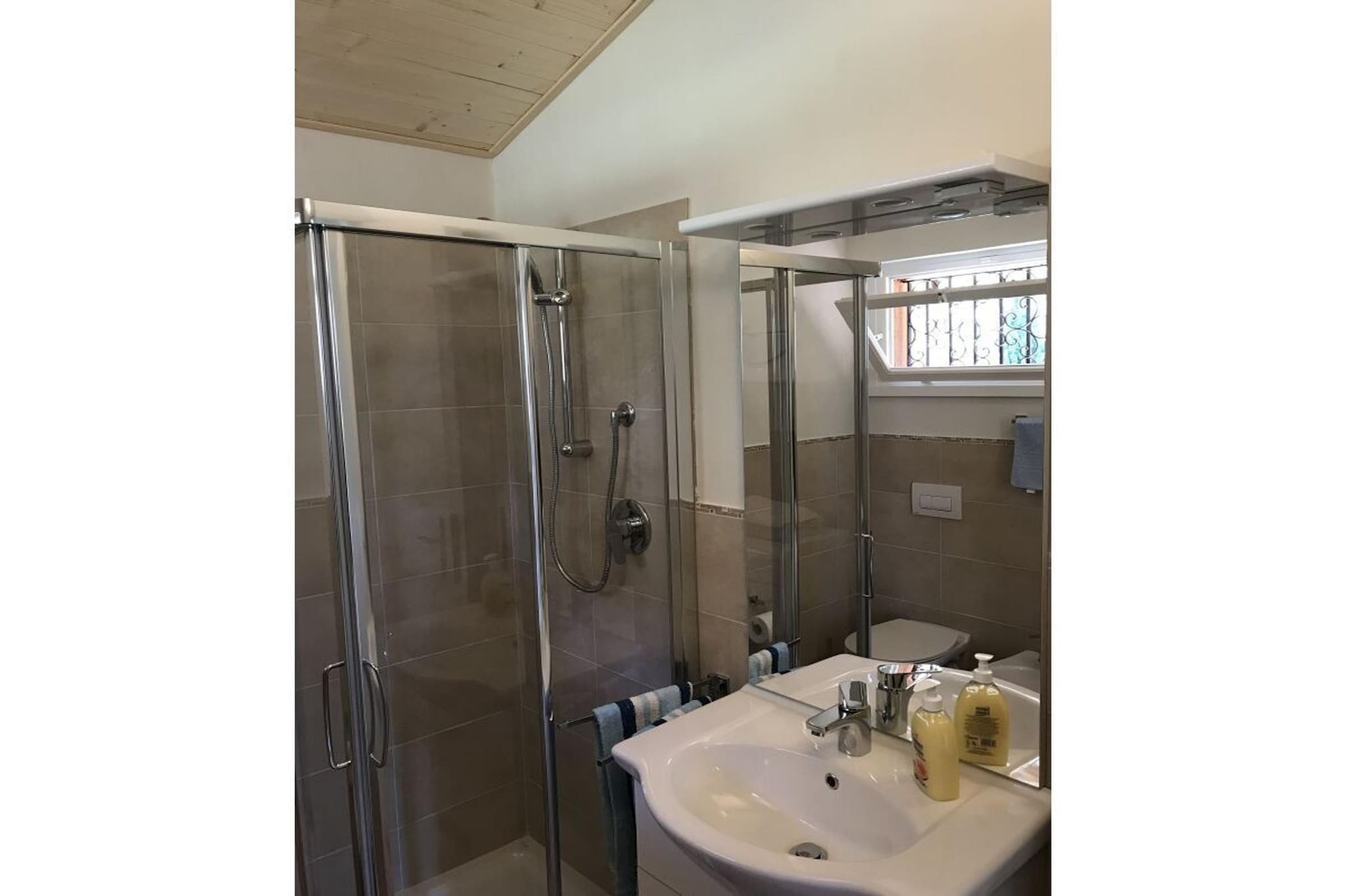 104878 - Bathroom