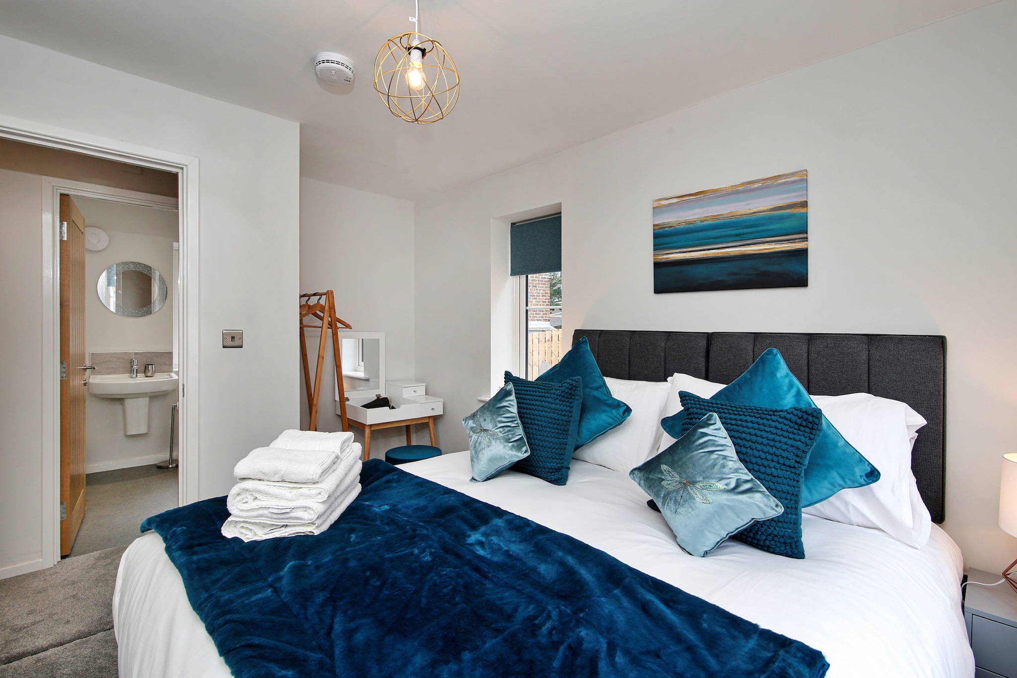 Captains Retreat, Whitby - Bedroom