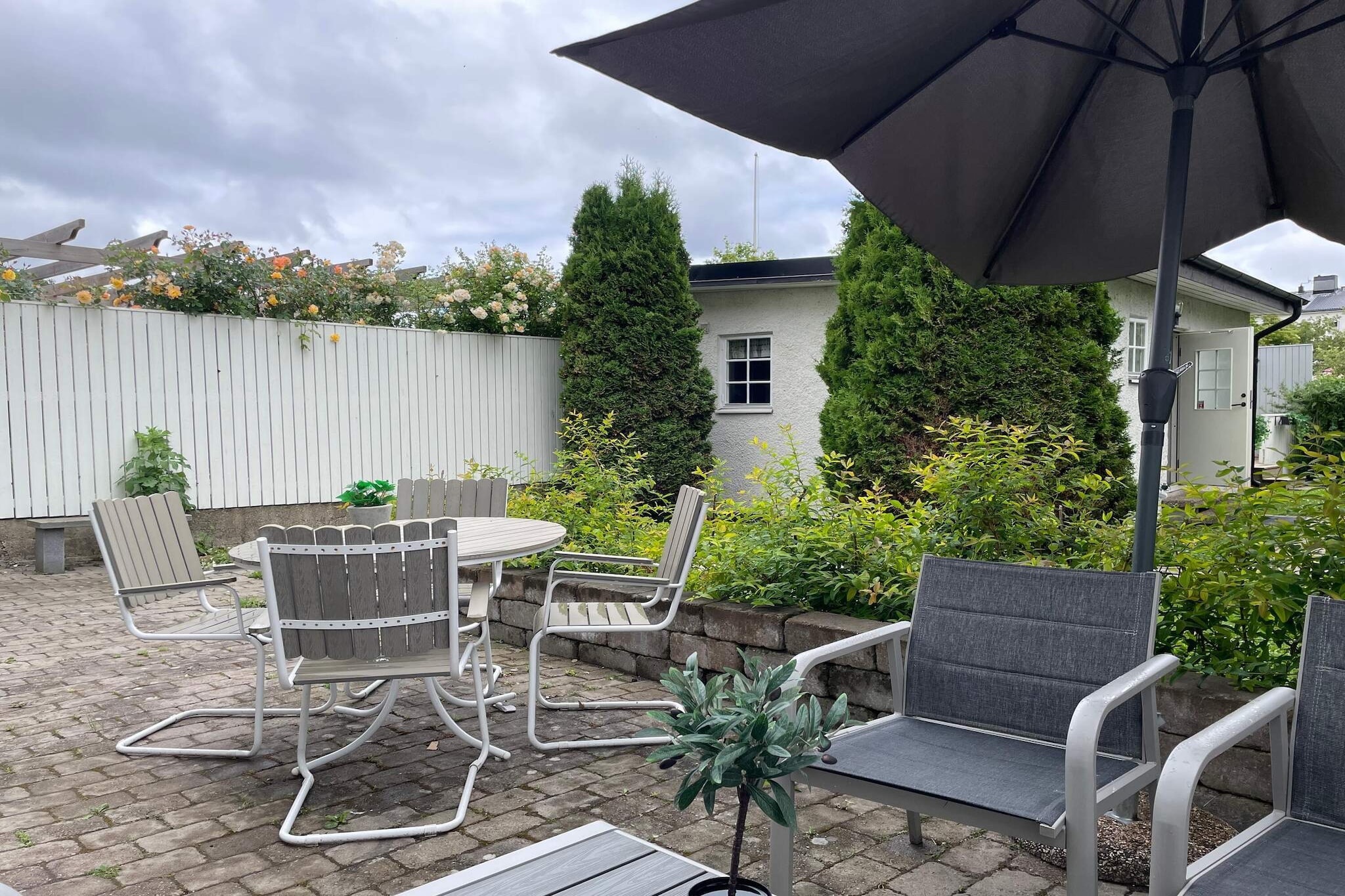 Lush holiday home in Visby - Outdoor