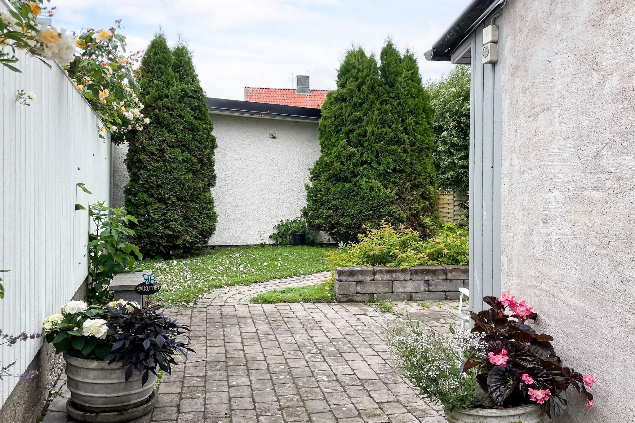 Lush holiday home in Visby - Outdoor