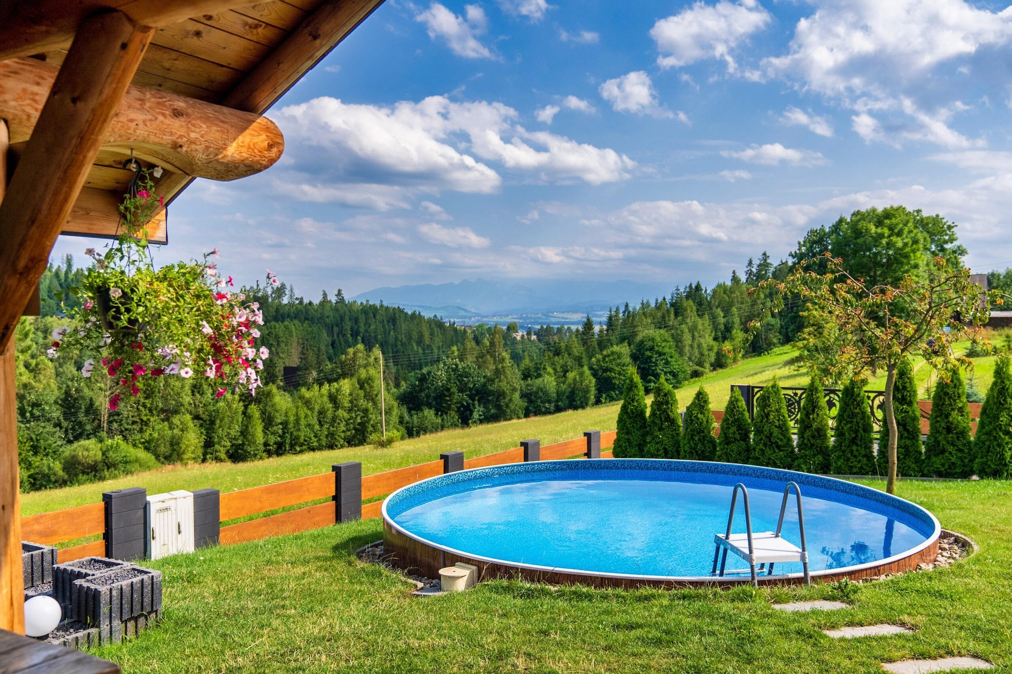 Dom wakacyjnyu dla max 6 osób Marfiana Góra - Swimming pool