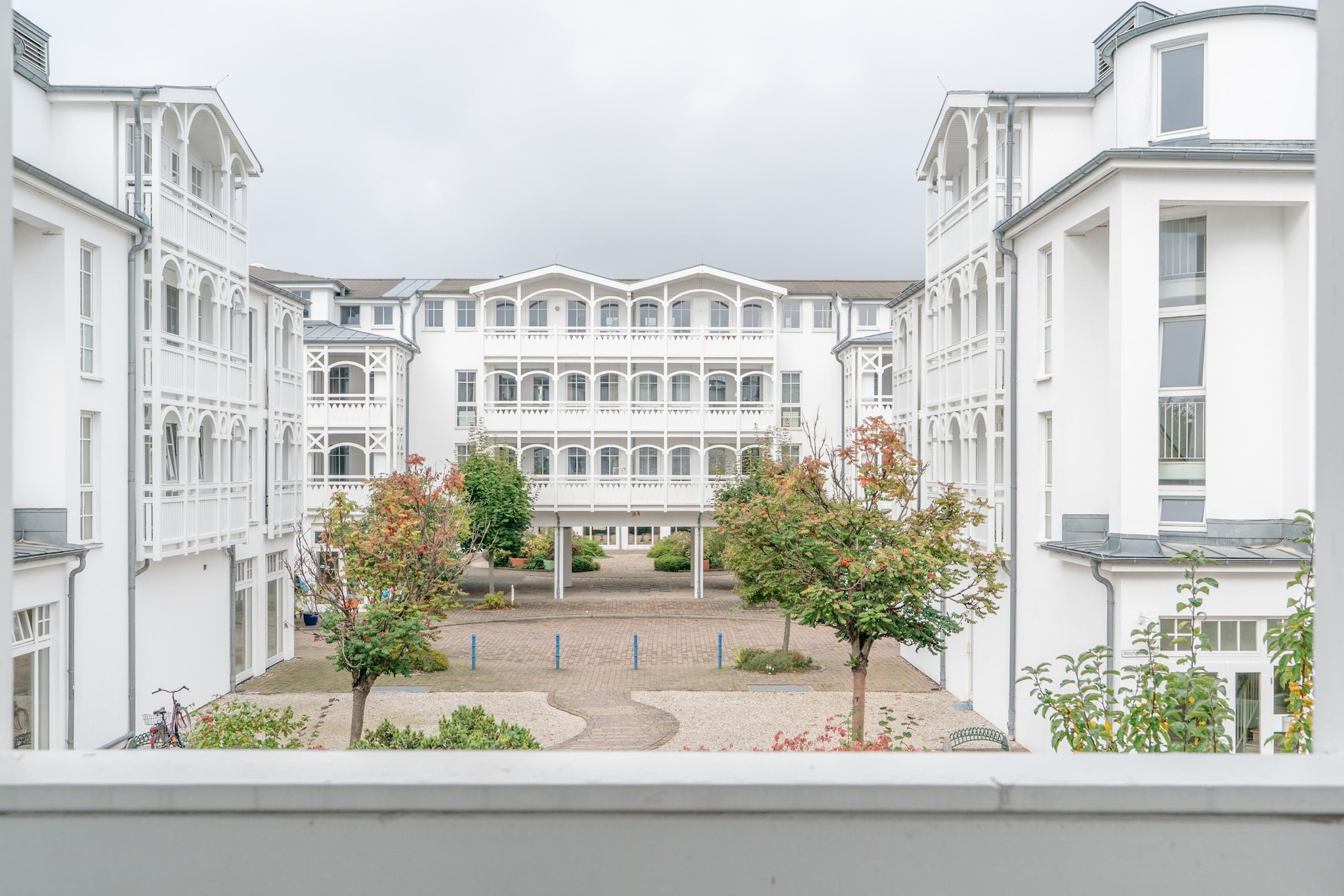 Typ P - Studio Nr 505 im Seepark Sellin - Buitenkant zomer