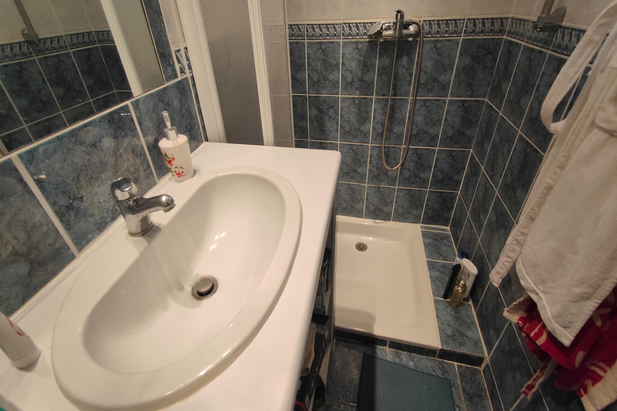 Jolie maison de vacances avec piscine - Salle de bain