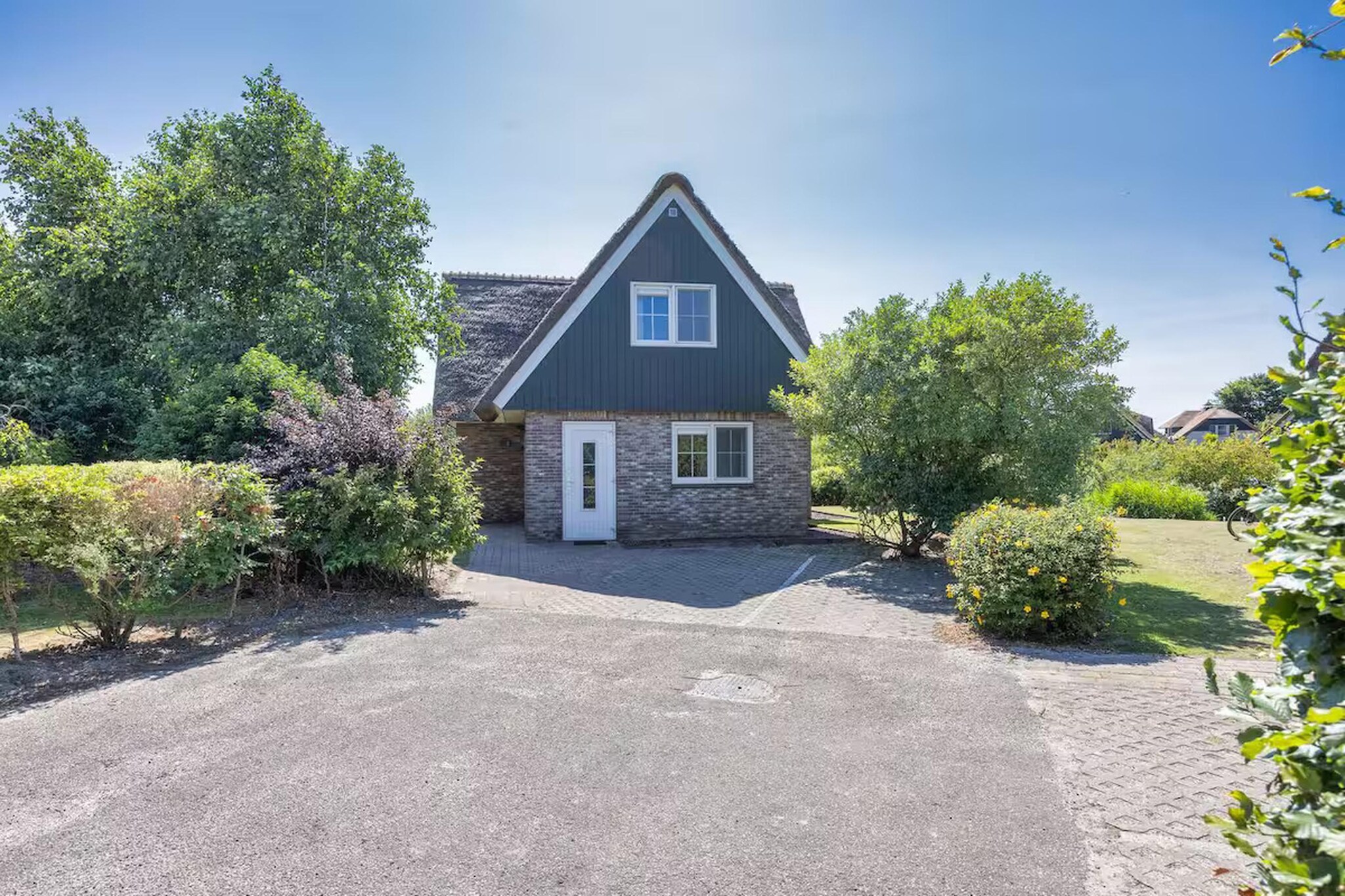 Villa in Makkum - Außenbereich Sommer