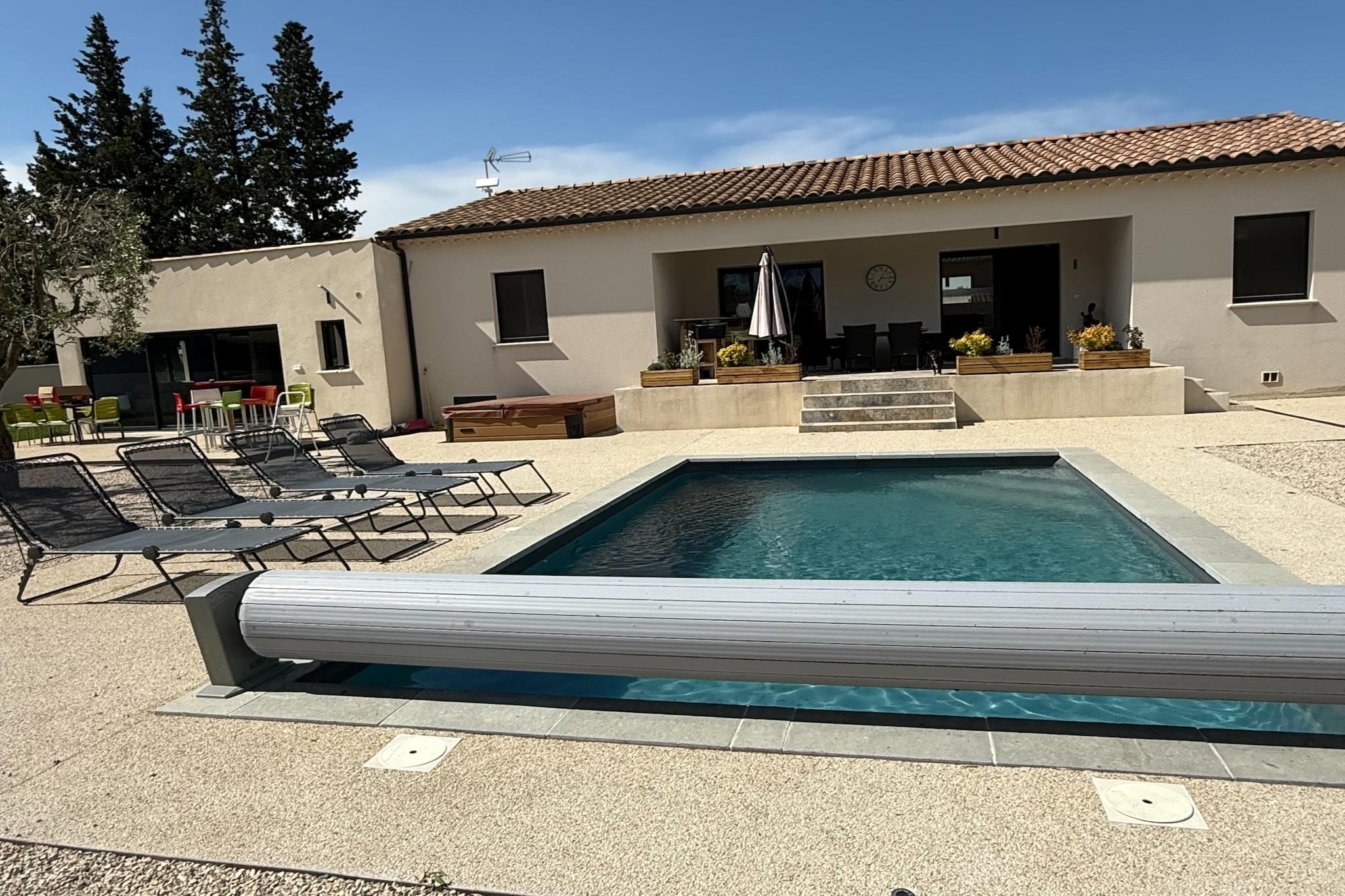 Sorgue 9-4 - Schwimmbad