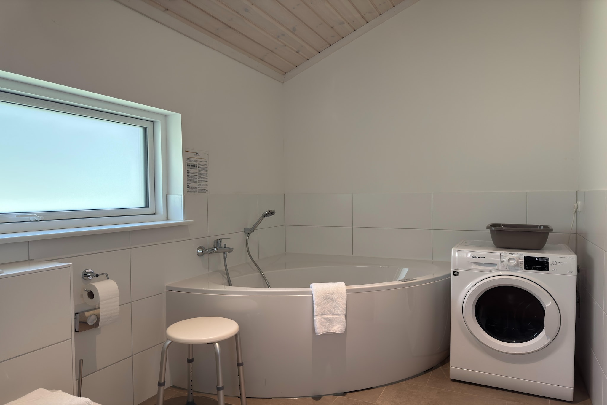 Ferienhaus B - Badezimmer