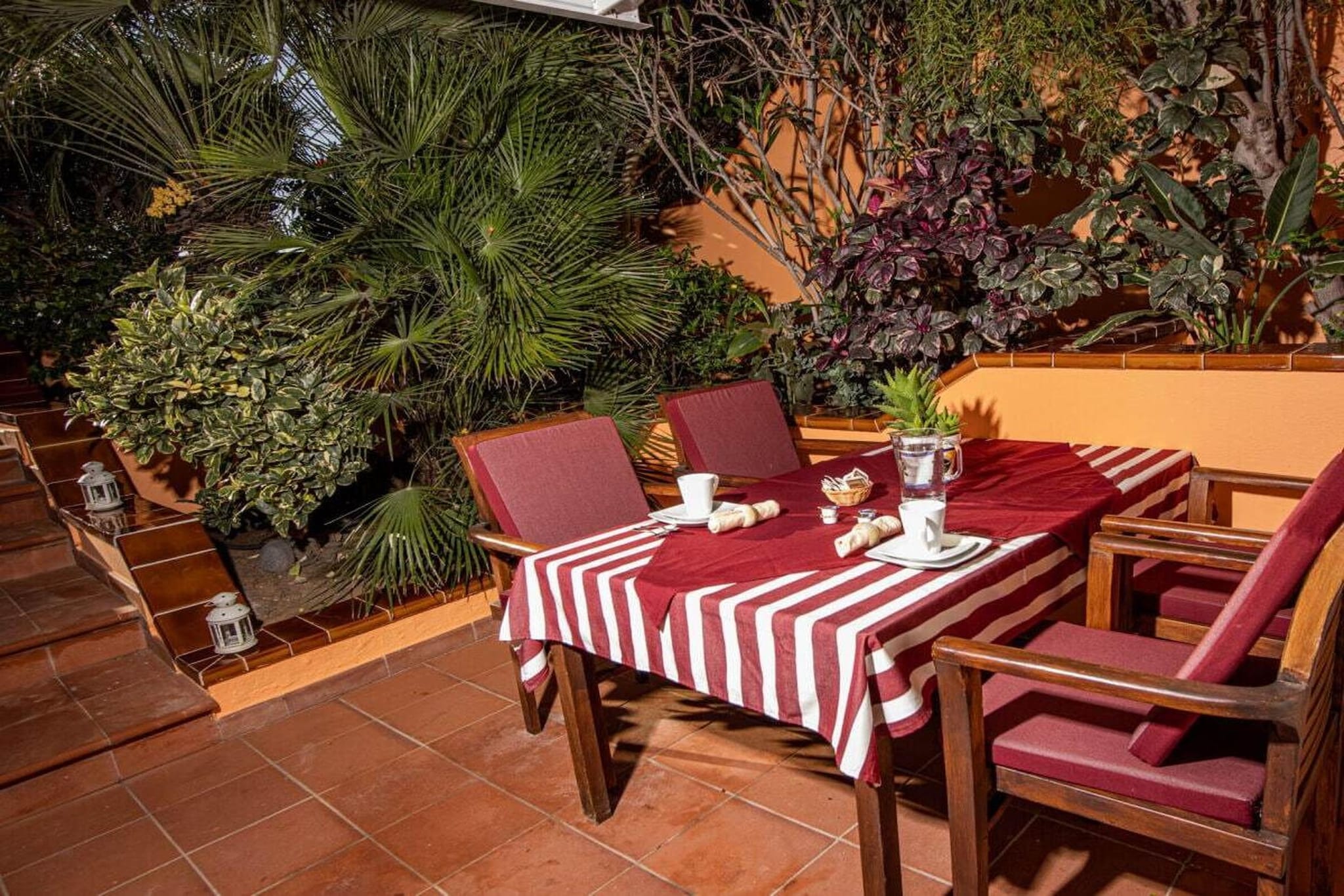 507813 - Terrace balcony