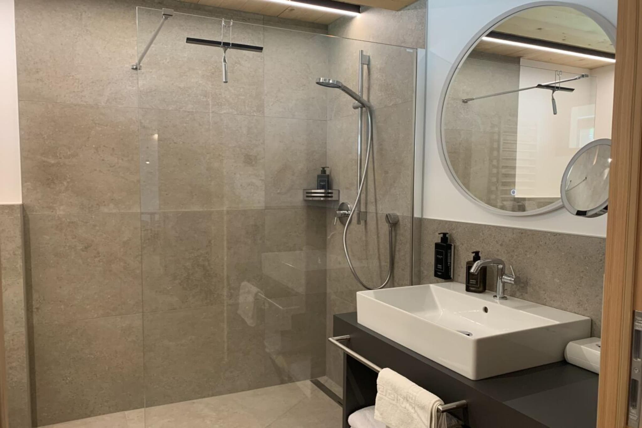 690053 - Badkamer
