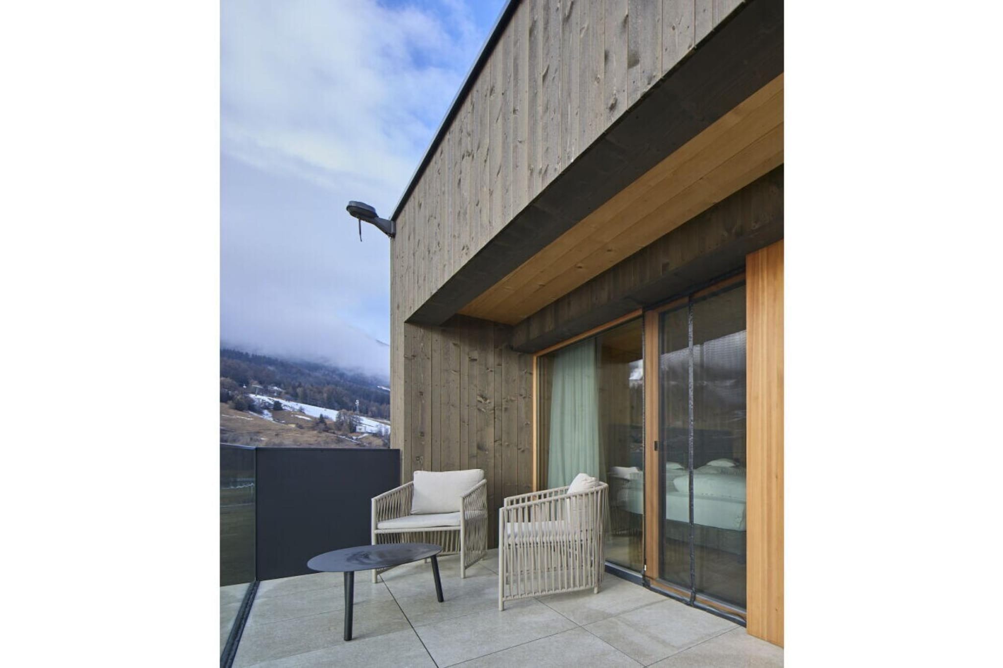 690053 - Terrasbalkon