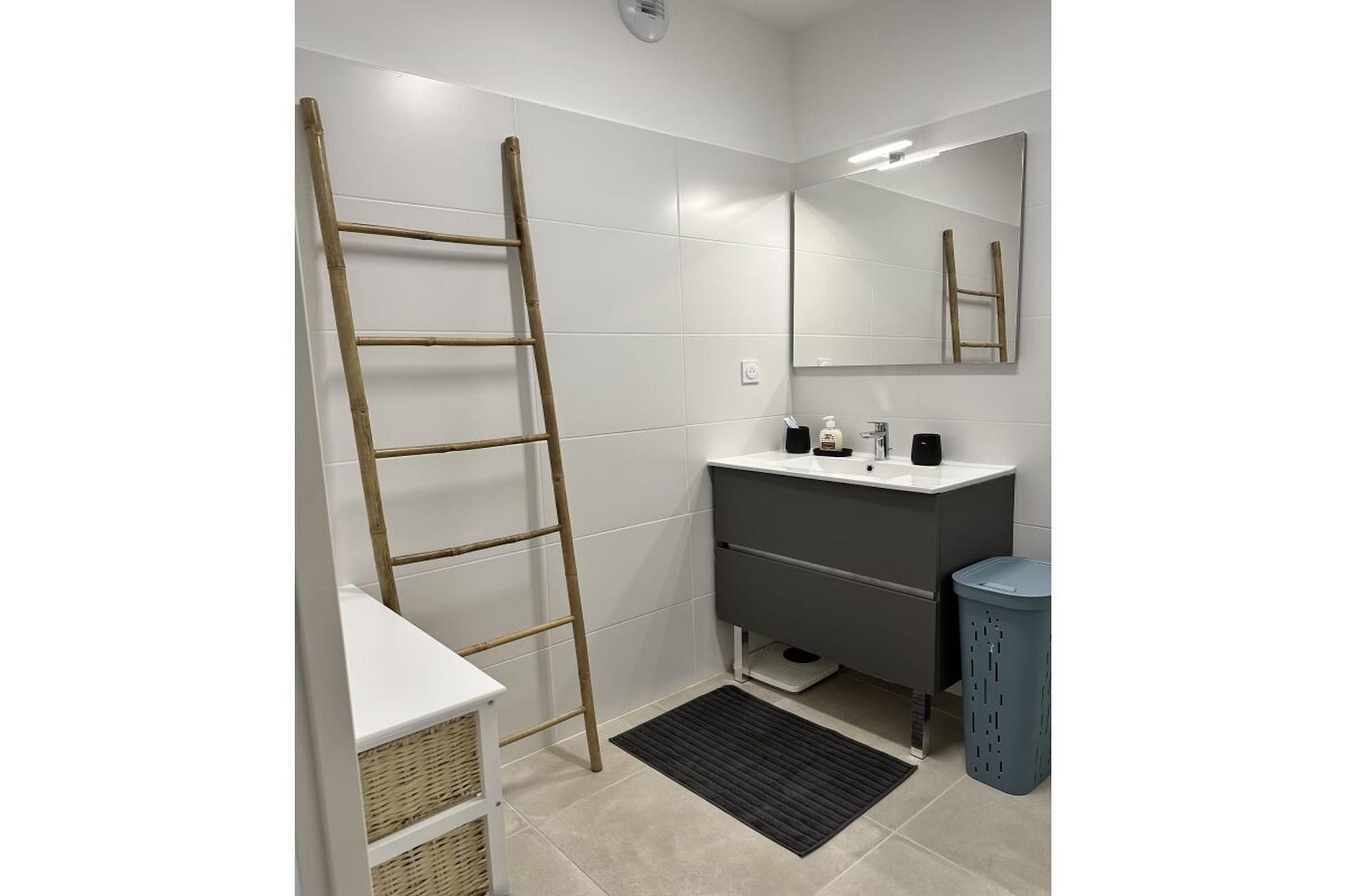 469877 - Badkamer