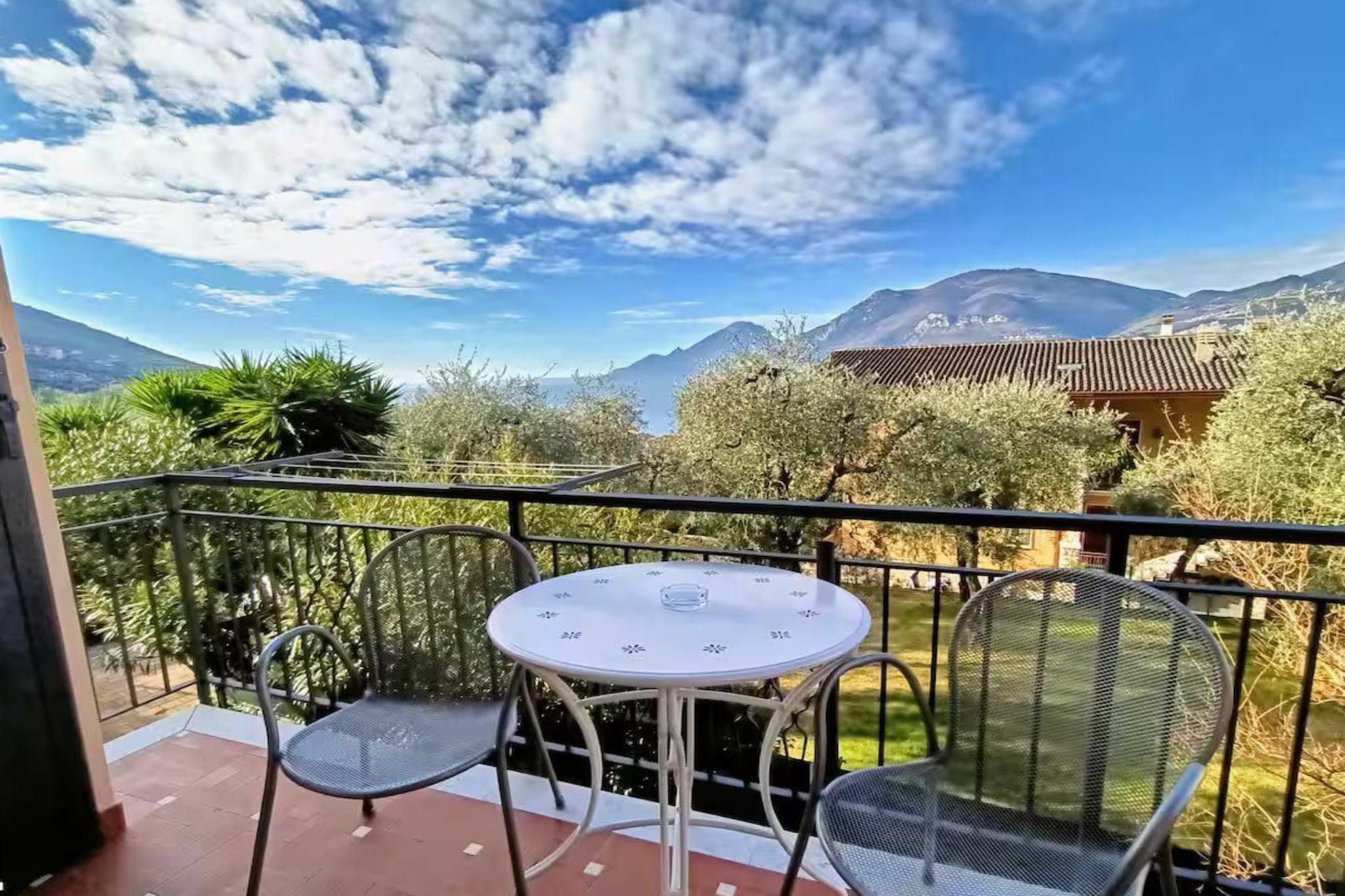 760328 - Terrasbalkon