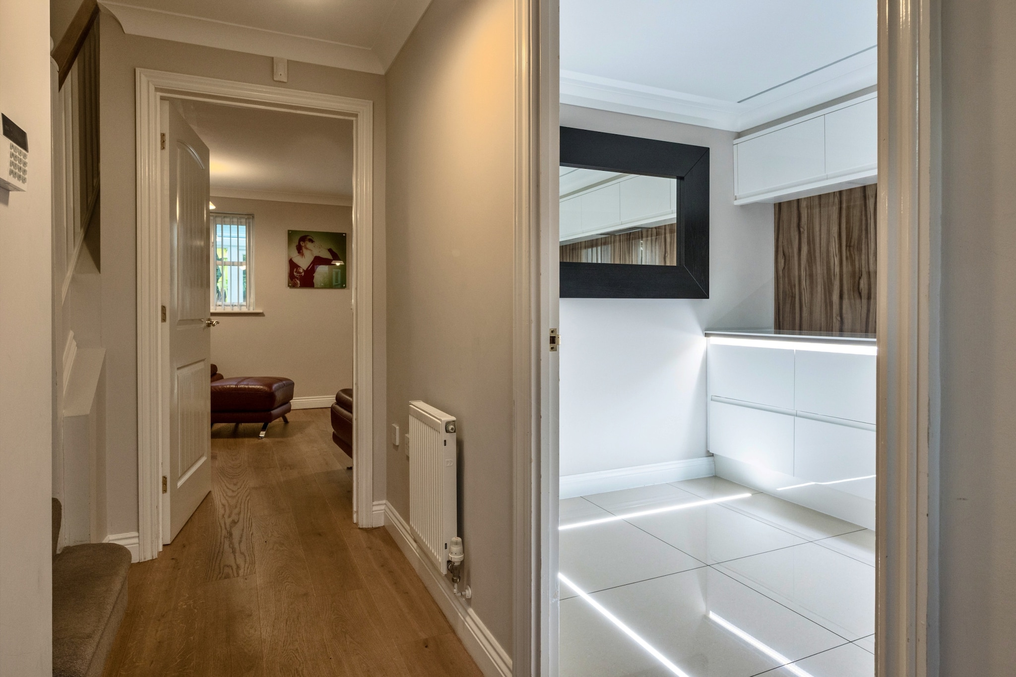 Hollies Cottage, Willow (2 bed) - Overloop