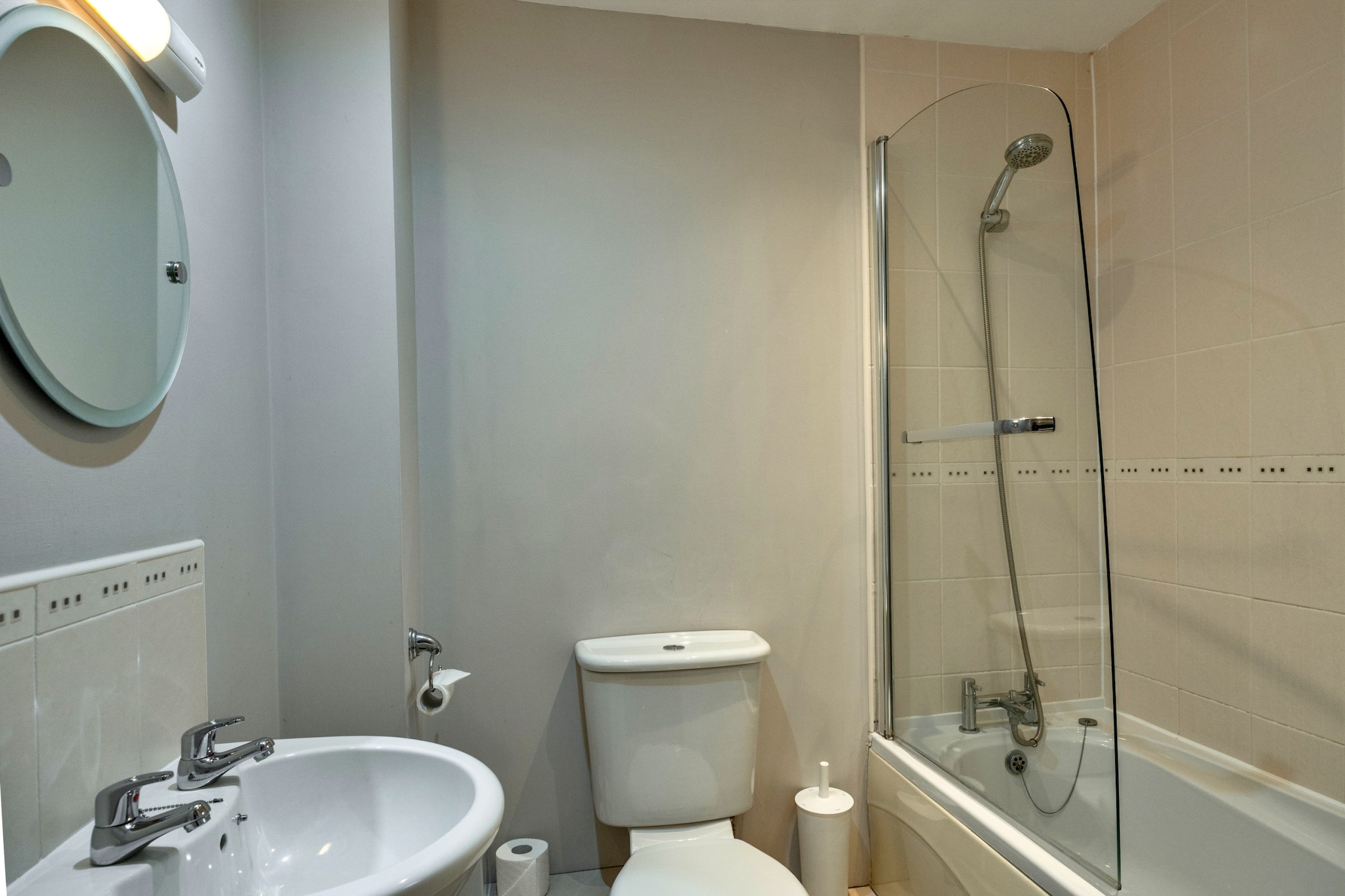 Hollies Cottage, Willow (2 bed) - Badkamer
