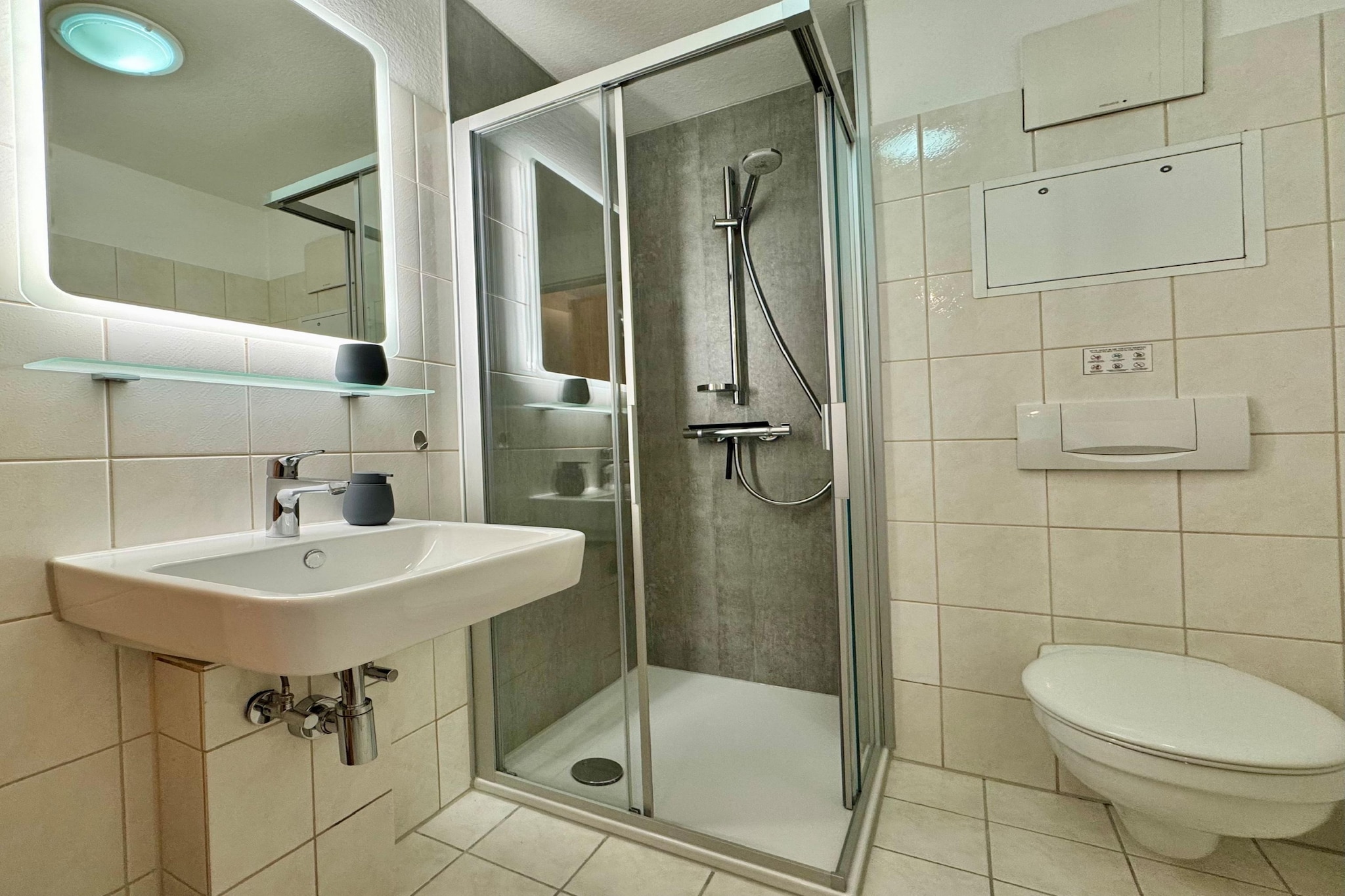 Typ L - Fewo Nr 451 im Seepark Sellin - Badkamer