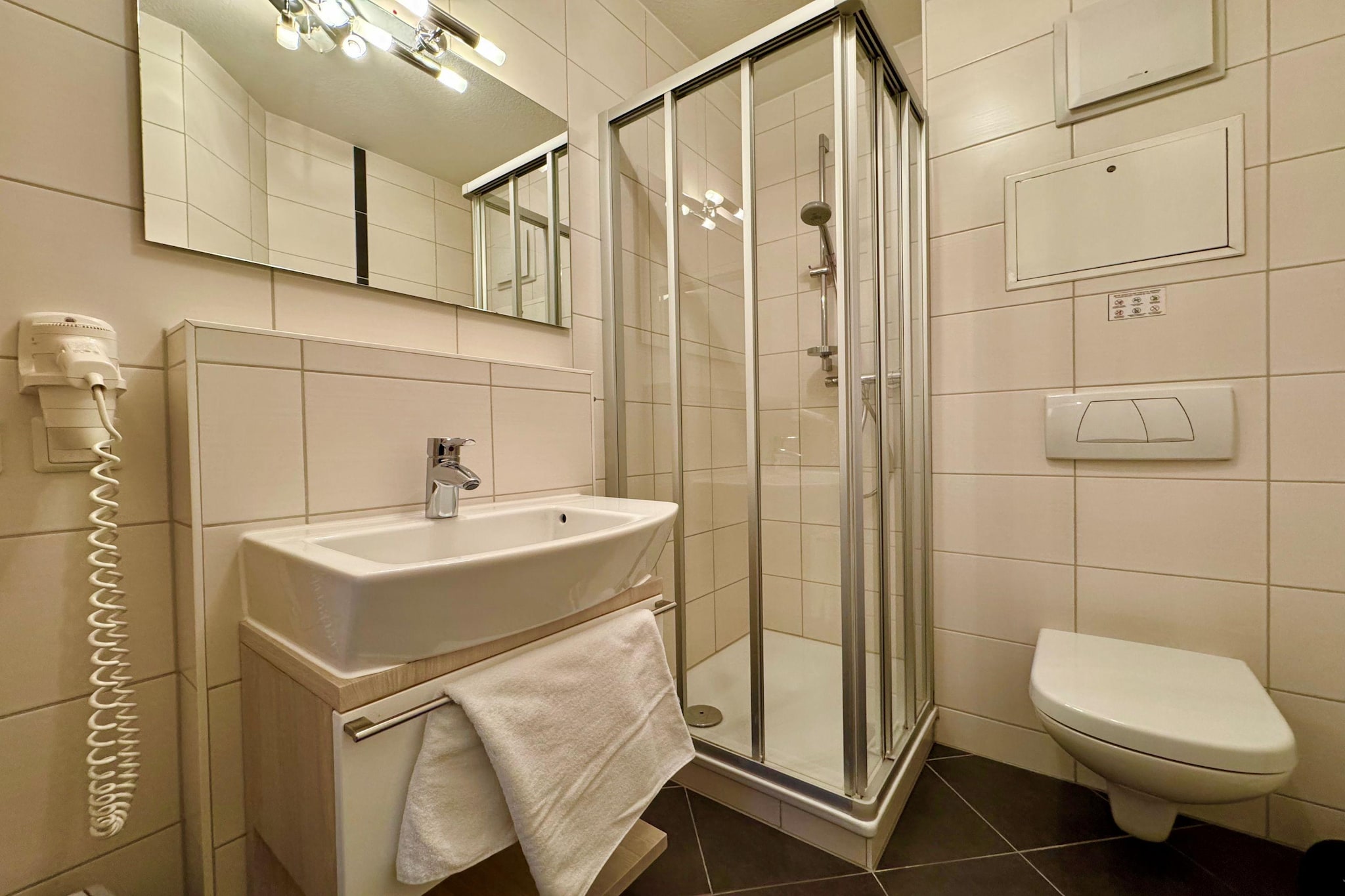 Typ L - Fewo Nr 471 im Seepark Sellin - Badezimmer