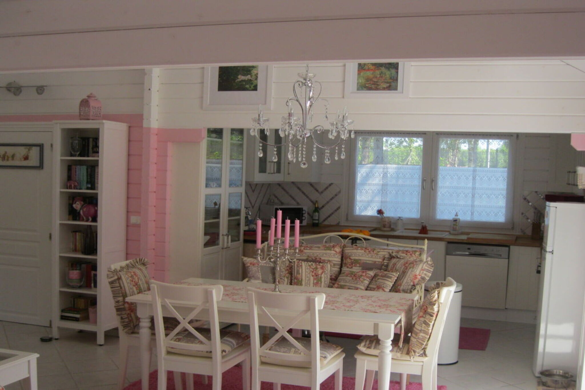81474 - Eetkamer