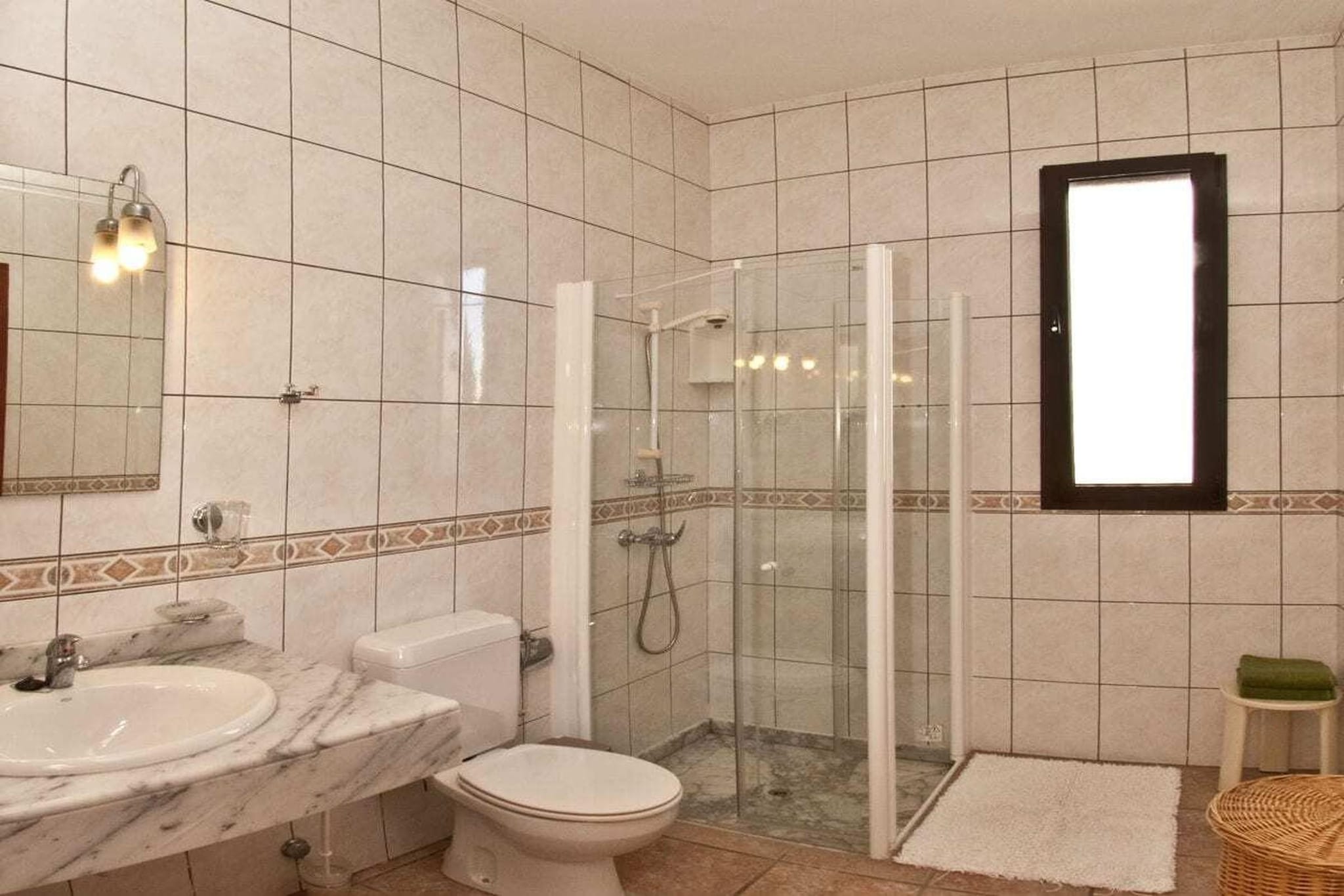 206377 - Bathroom