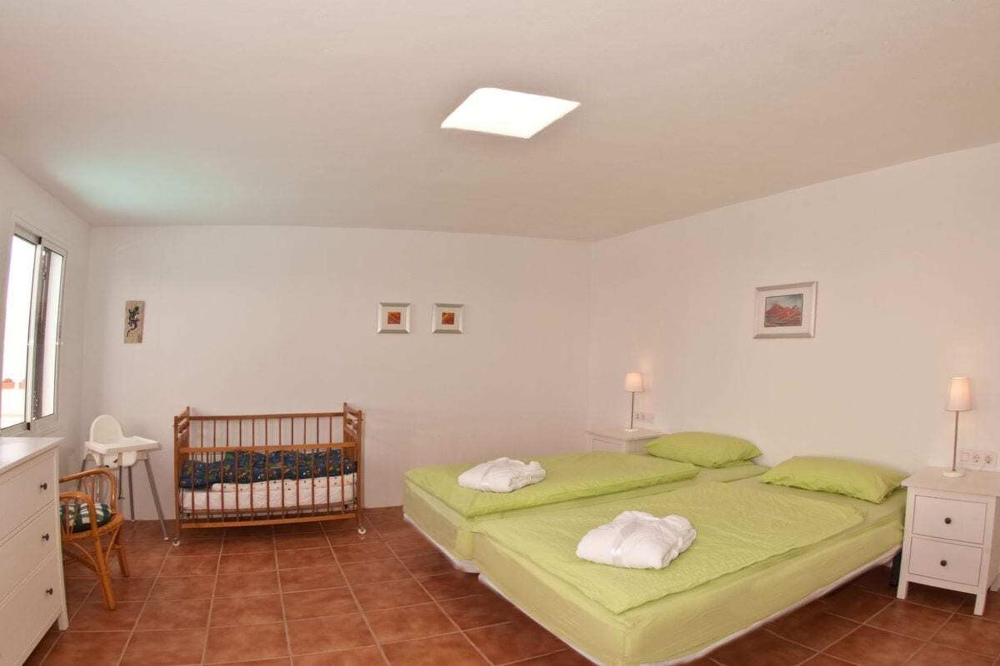 206377 - Bedroom
