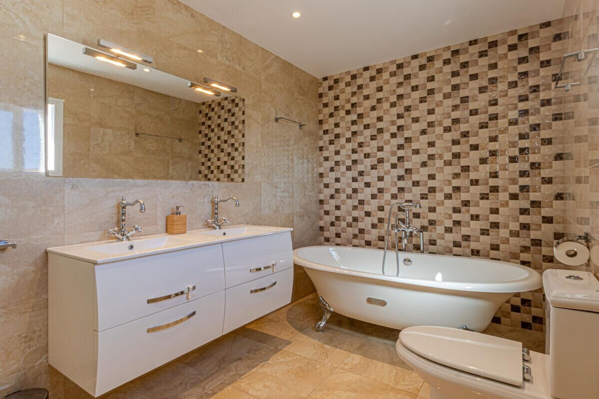 518757 - Badkamer