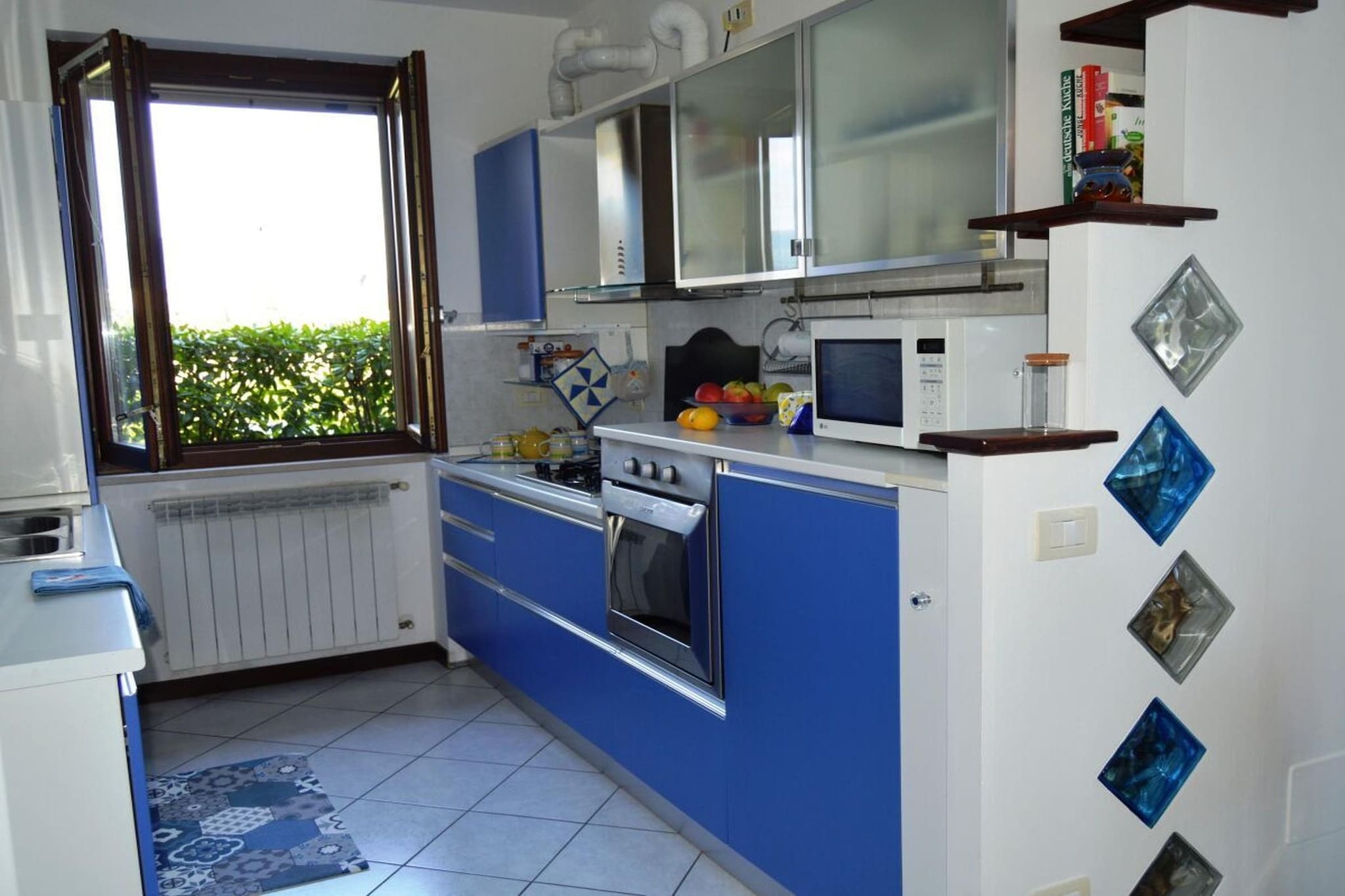 690562 - Cuisine