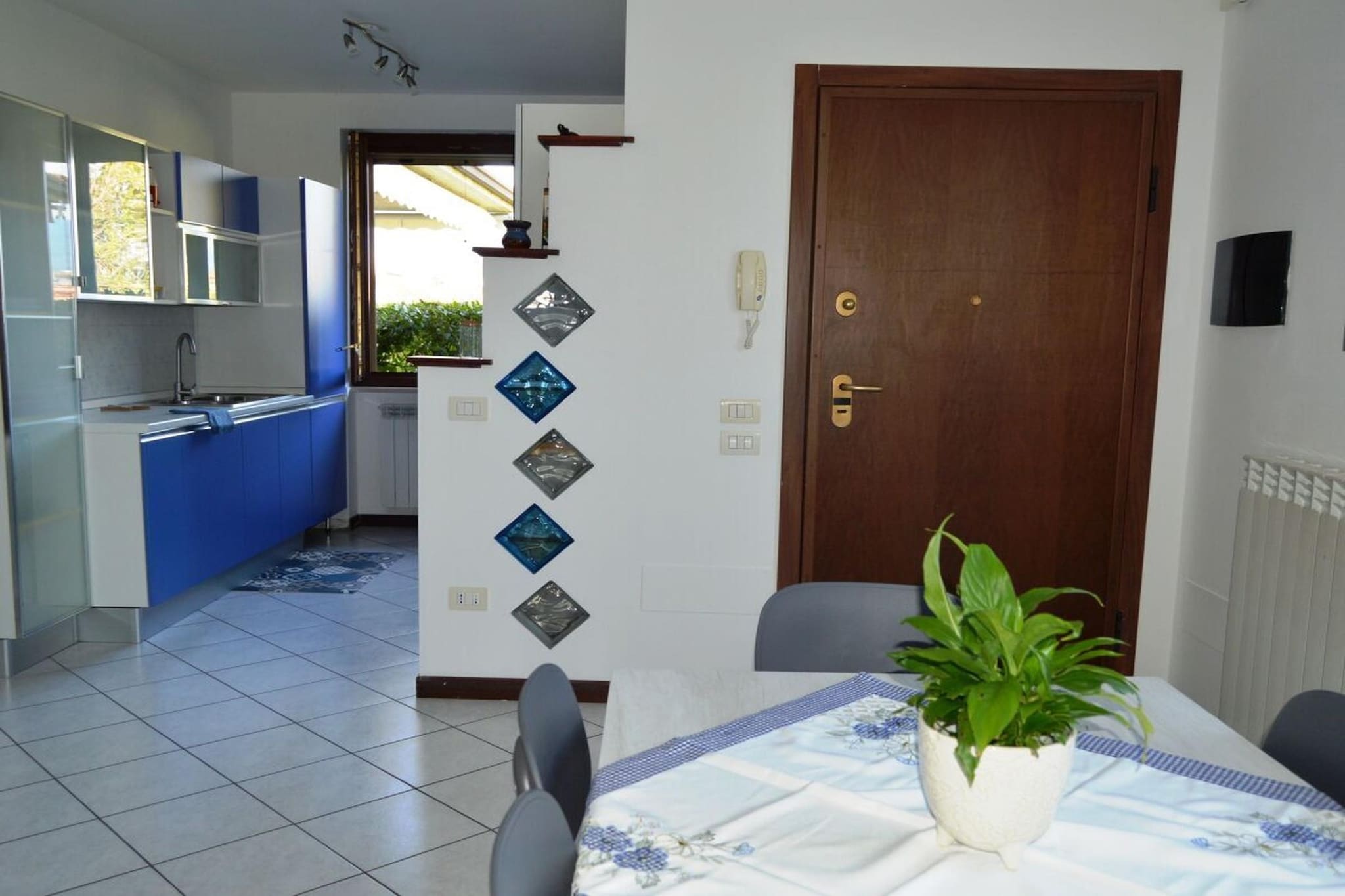 690562 - Salle à manger
