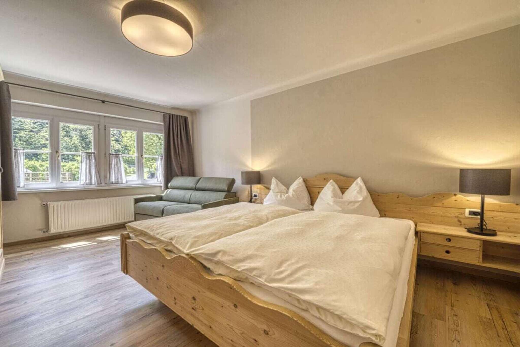 752336 - Bedroom
