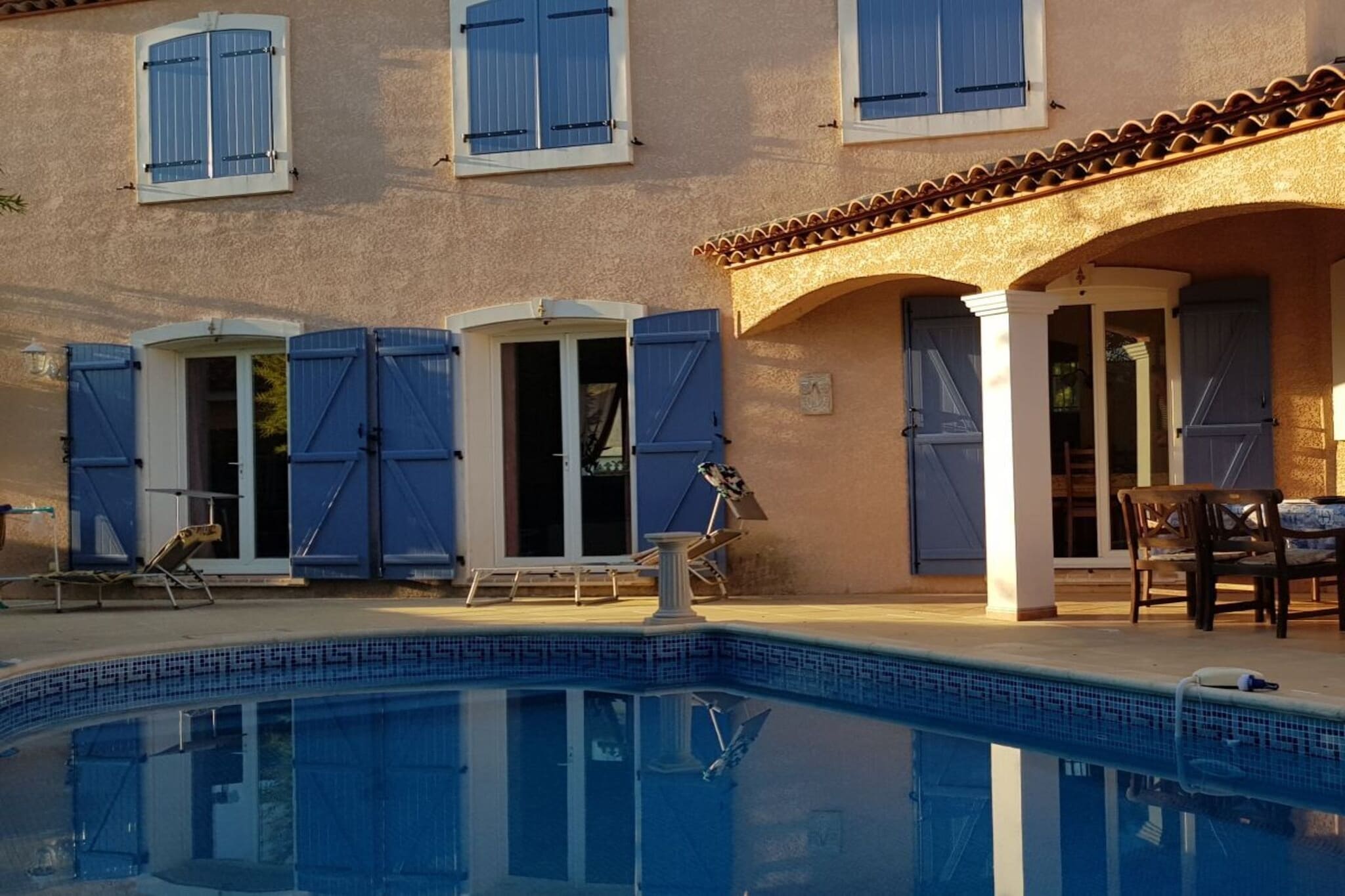 11059 - Swimming pool
