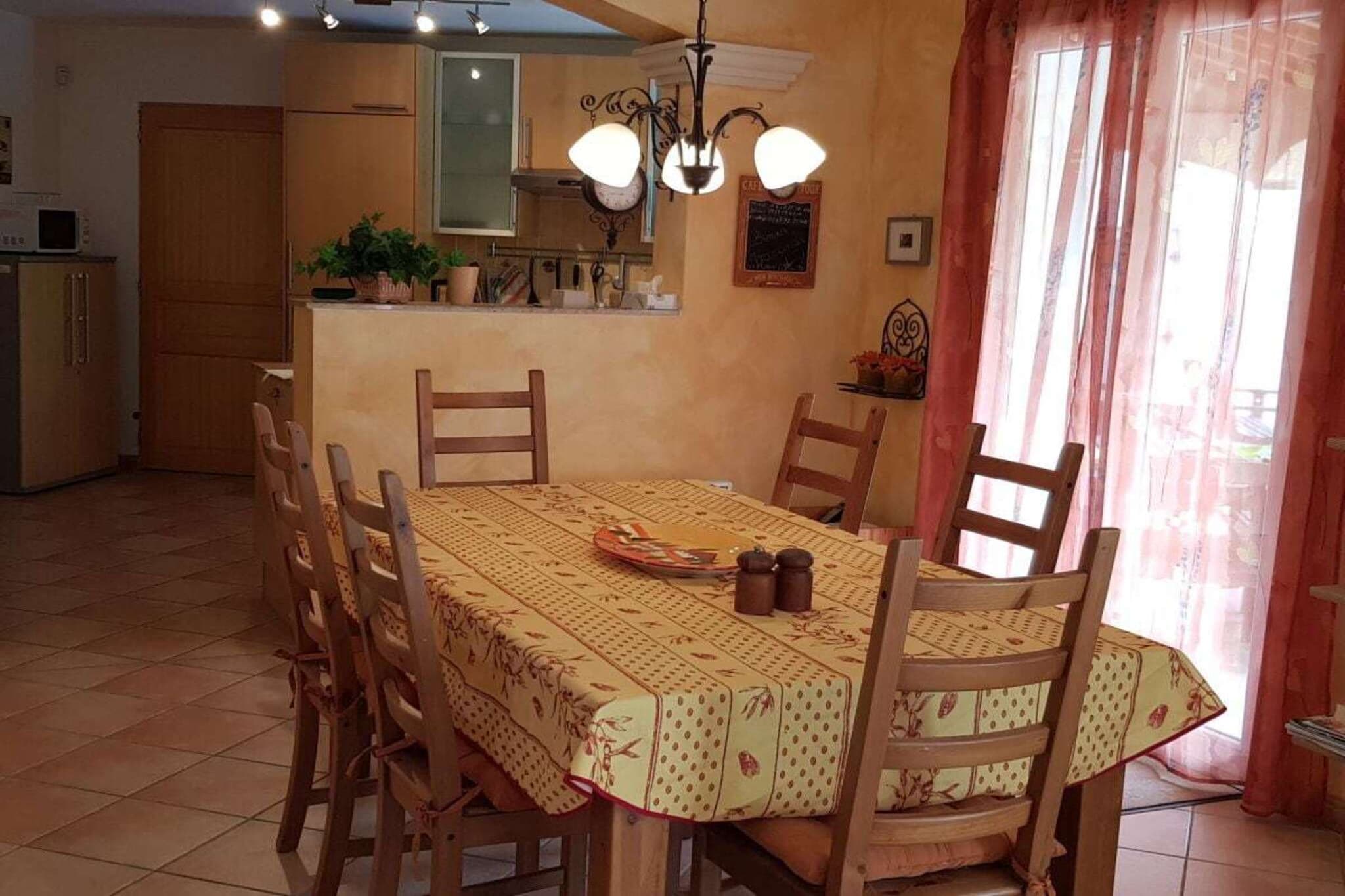 11059 - Dining room