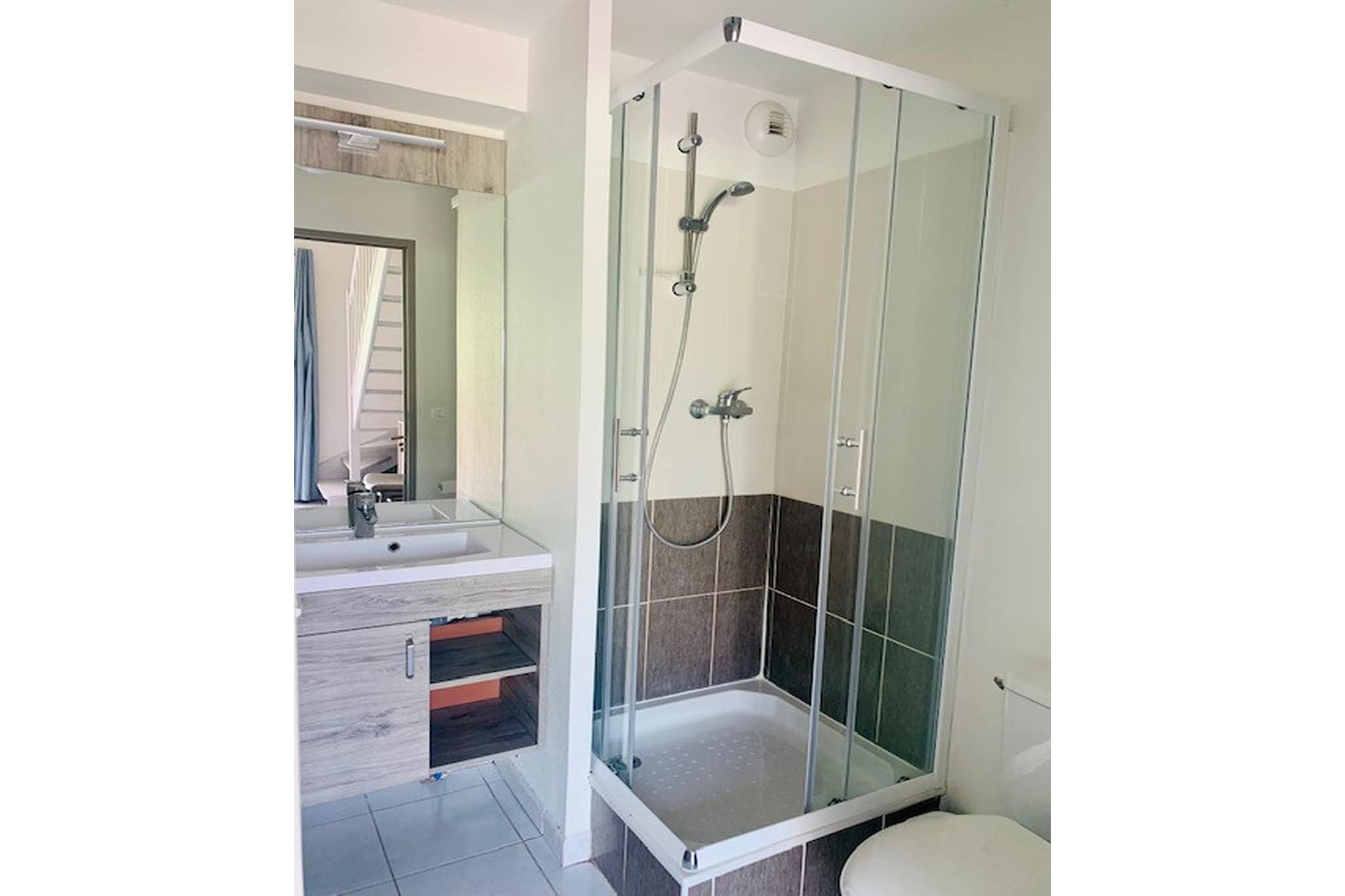 Le Domaine du Golf Maison - HOUSE 2 BEDROOMS Conditioned ground floor - Badkamer