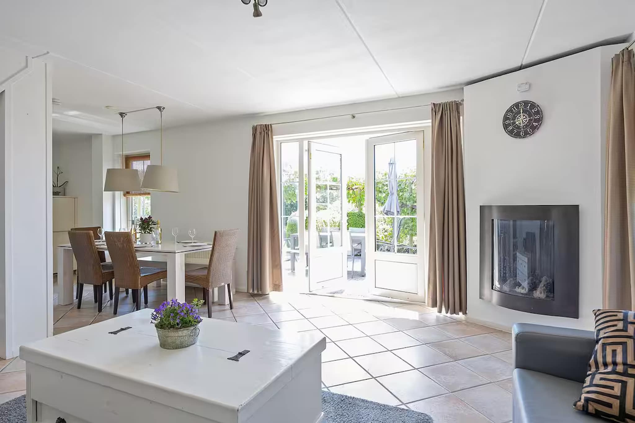 Villa in Makkum - Esszimmer
