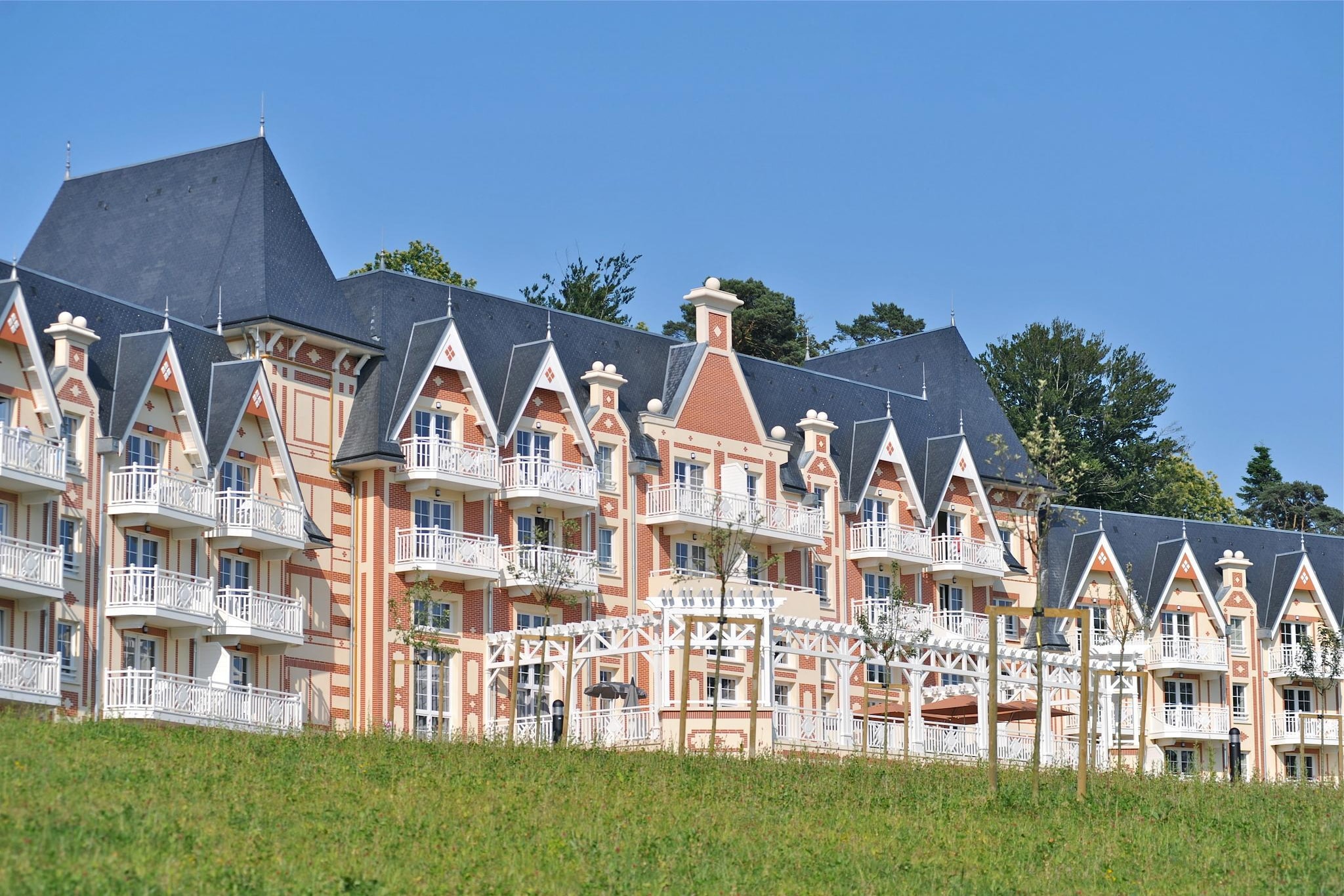 B'O Cottage STUDIO BOULEAU VUE VALLEE - Buitenkant zomer