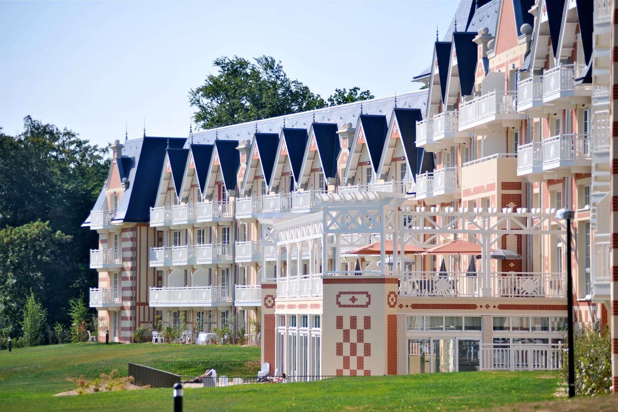 B'O Cottage SUITE 2P DOUGLAS VUE FORET - Buitenkant zomer