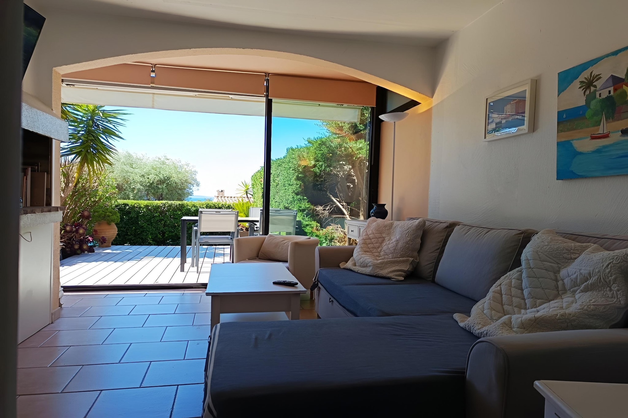 Jolie appartement proche de la mer - Living room