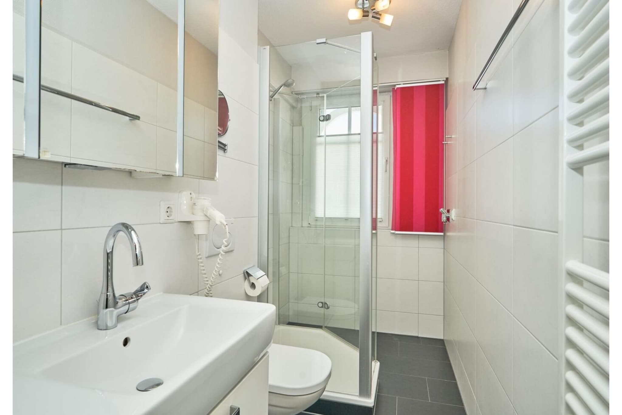Typ Q - Fewo Nr 545 im Seepark Sellin - Badezimmer