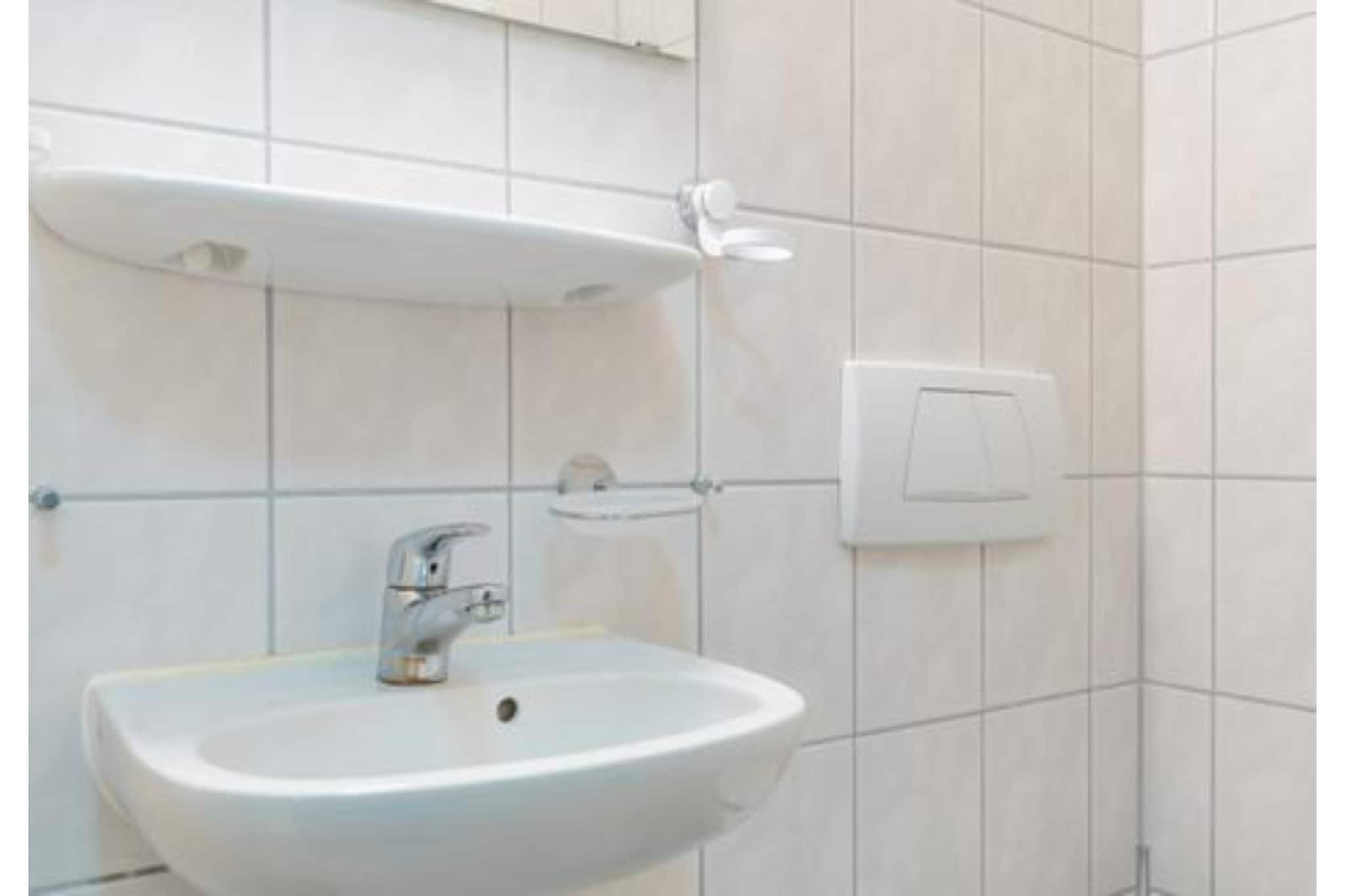 Typ X - Fewo Nr 446 im Seepark Sellin - Badkamer
