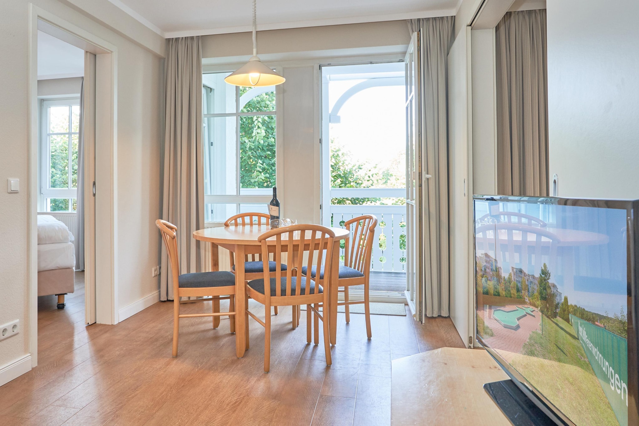 Typ X - Fewo Nr 615 im Seepark Sellin - Eetkamer