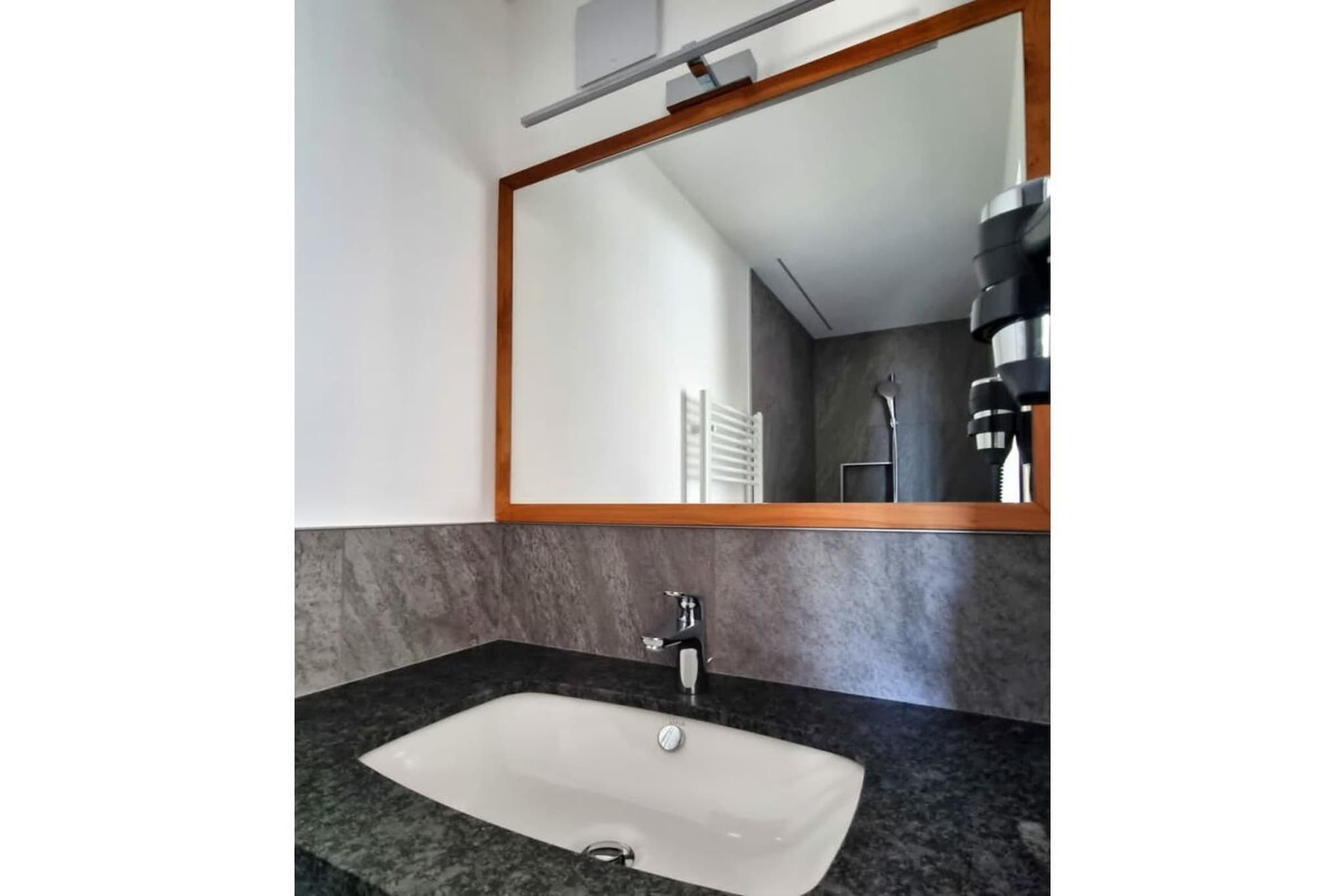 404914 - Badkamer