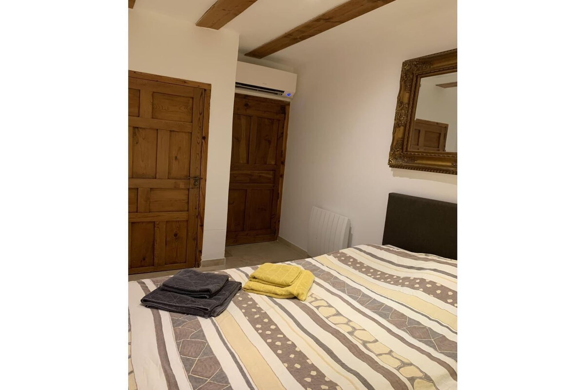 196168 - Schlafzimmer