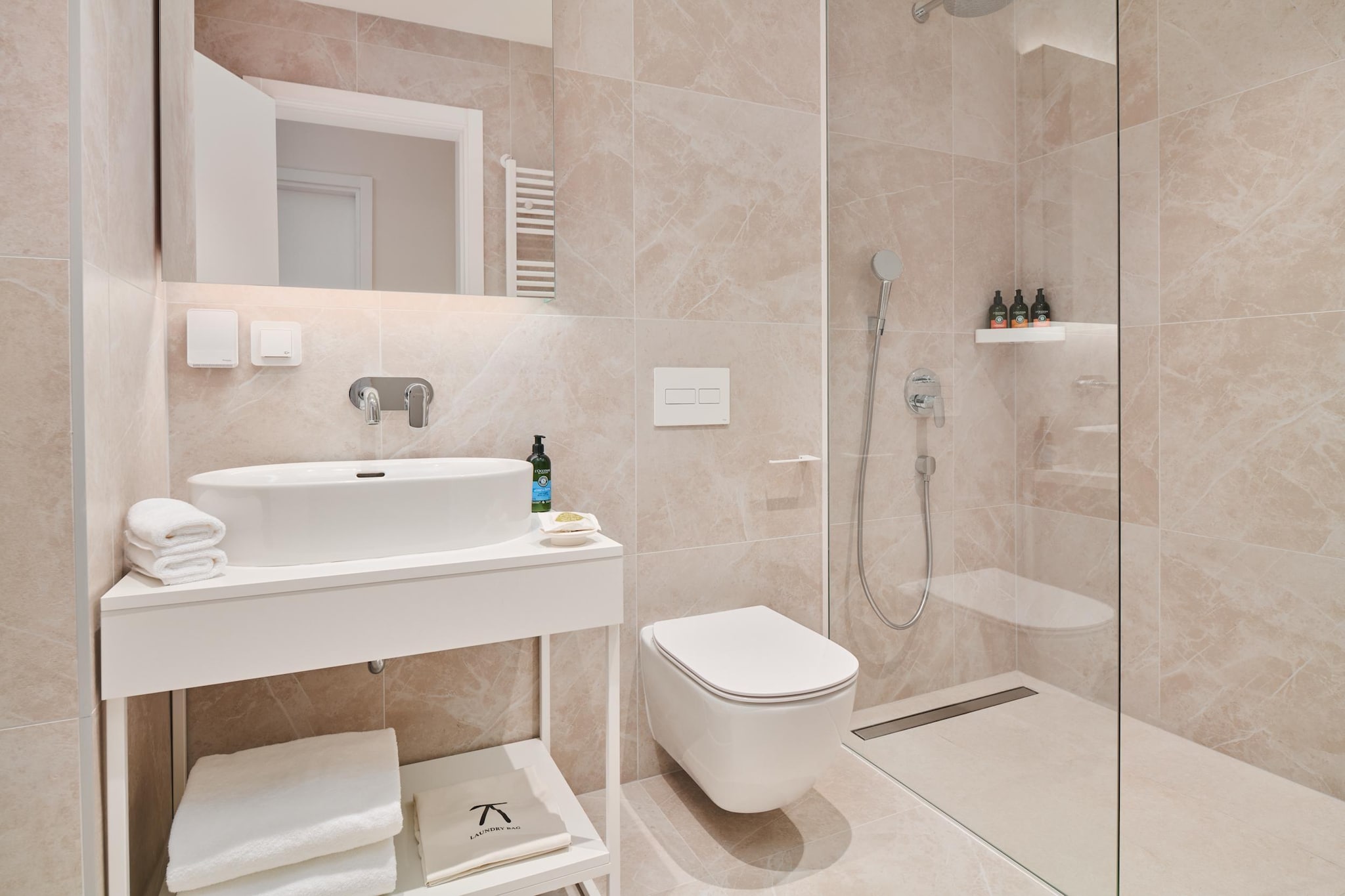 Petram Resort and Residences - Secret Offer - Deluxe Apartment App 60-67 m² - Bathroom