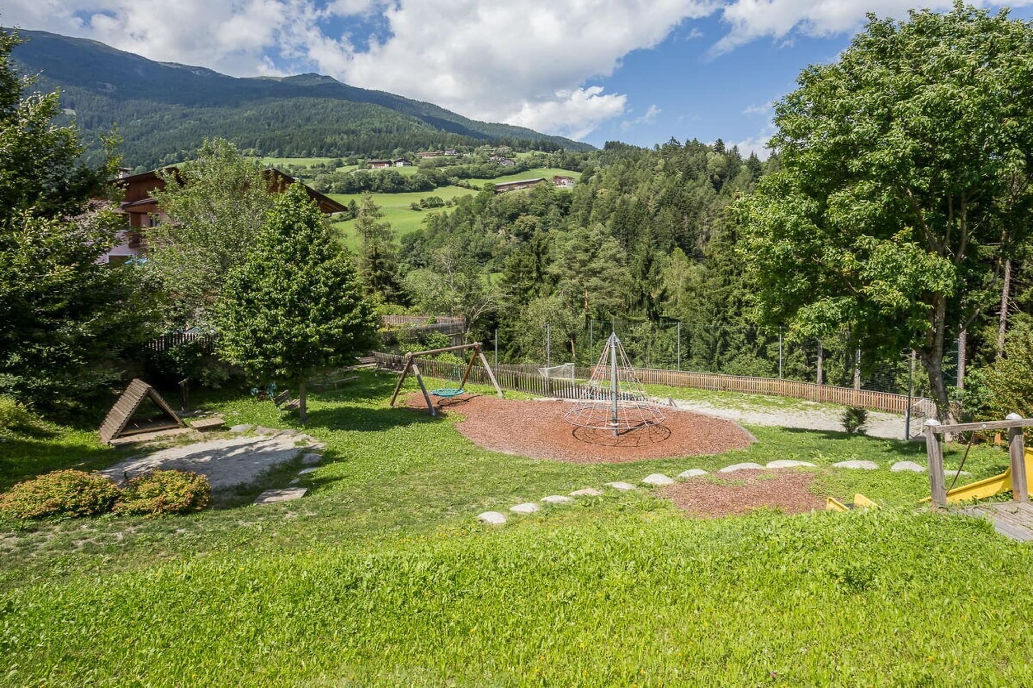 241656 - Jardins en été