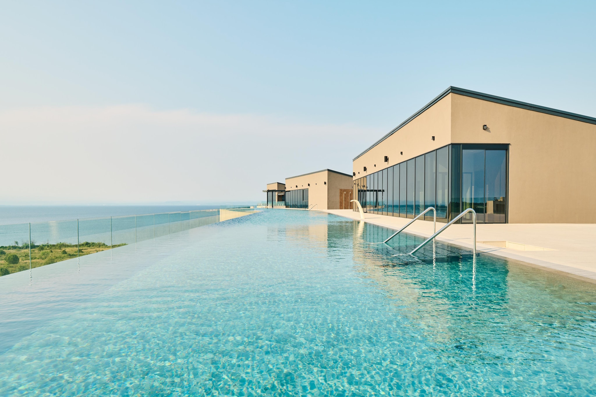 Petram Resort and Residences - Secret Offer - Premium Family Apartment App 90-103 m² - Swimming pool